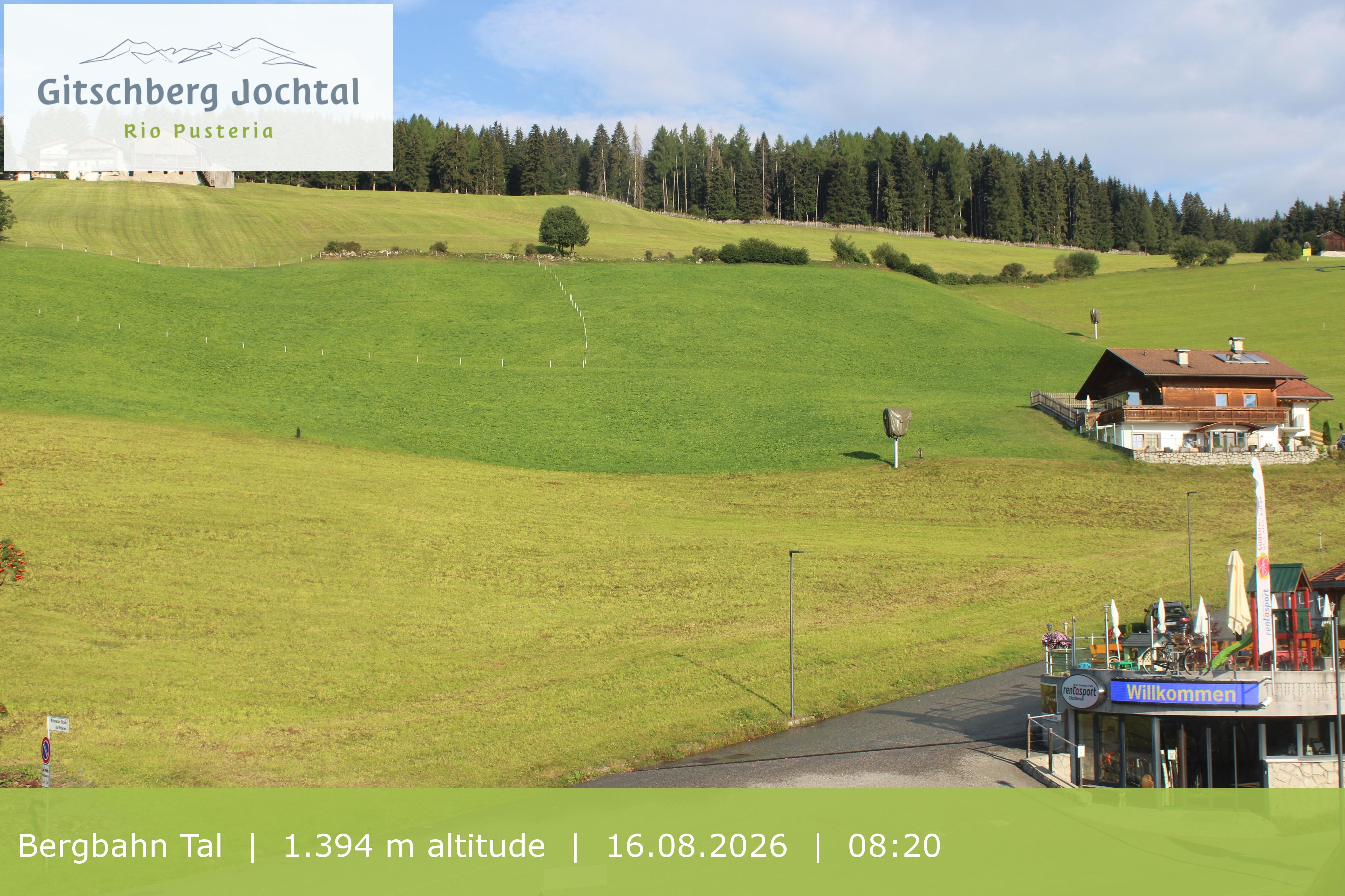 Archived image Webcam View of Base Station Meransen in South Tyrol