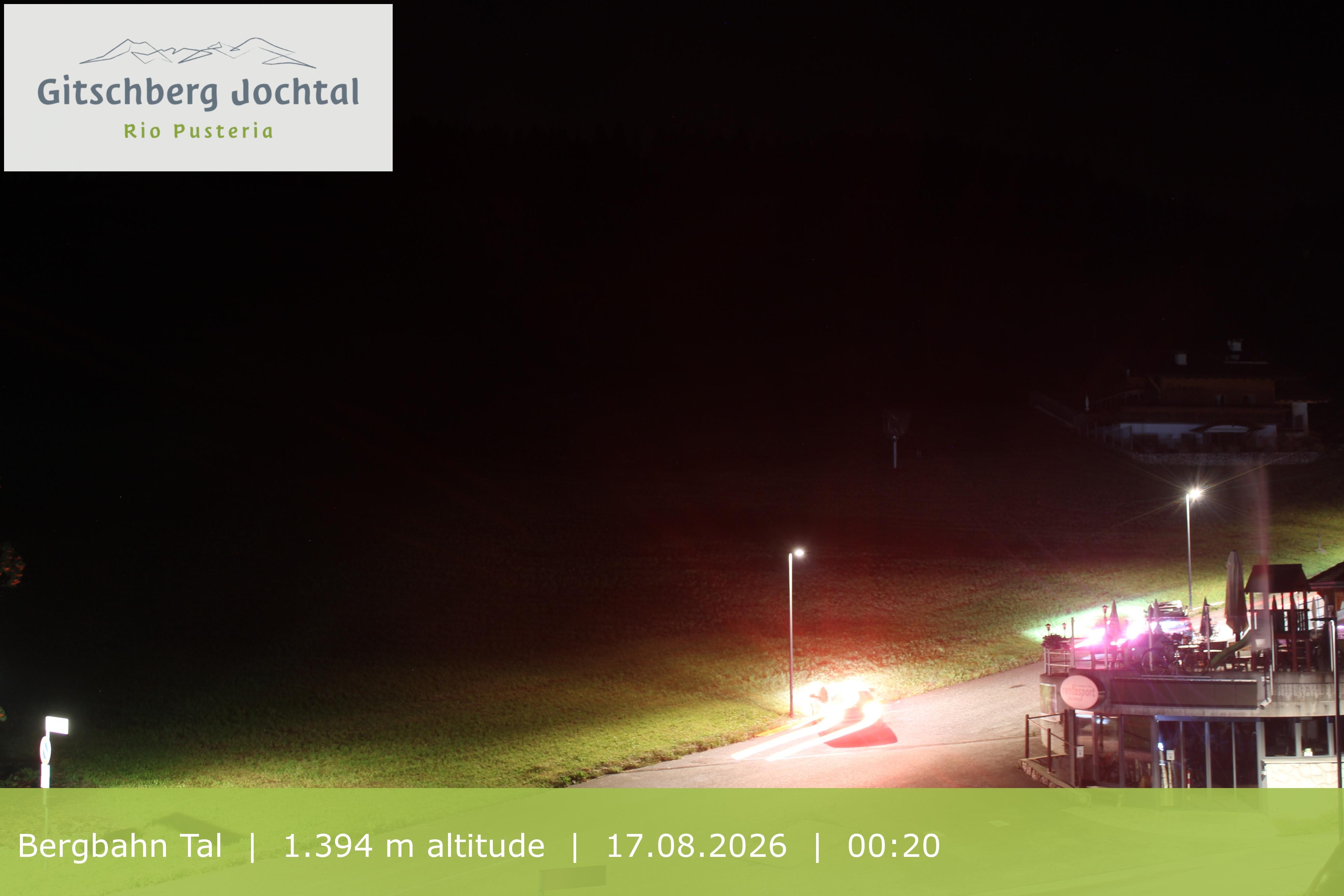 Archiv Foto Webcam Sicht auf die Talstation Meransen in Südtirol