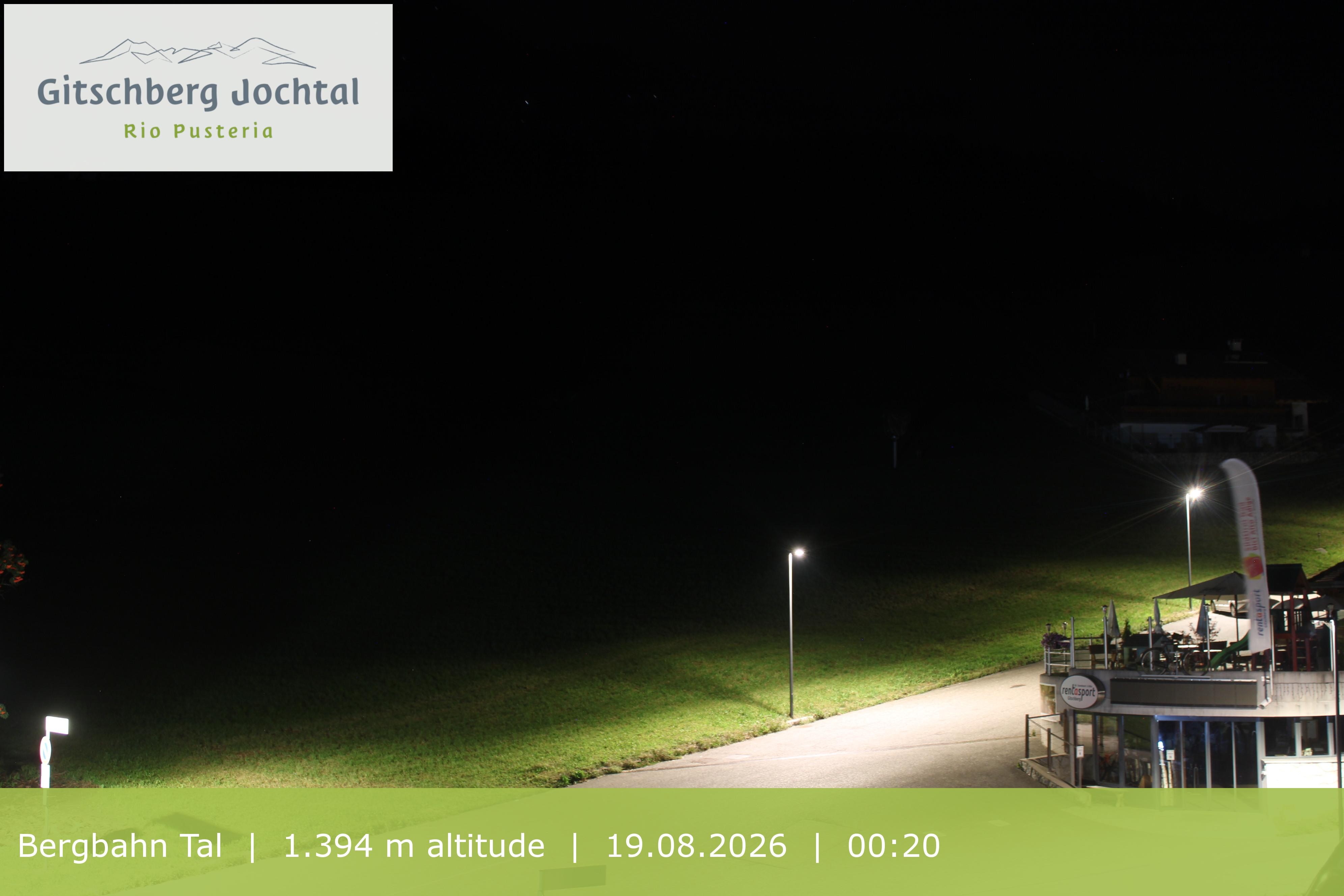 Archiv Foto Webcam Sicht auf die Talstation Meransen in Südtirol