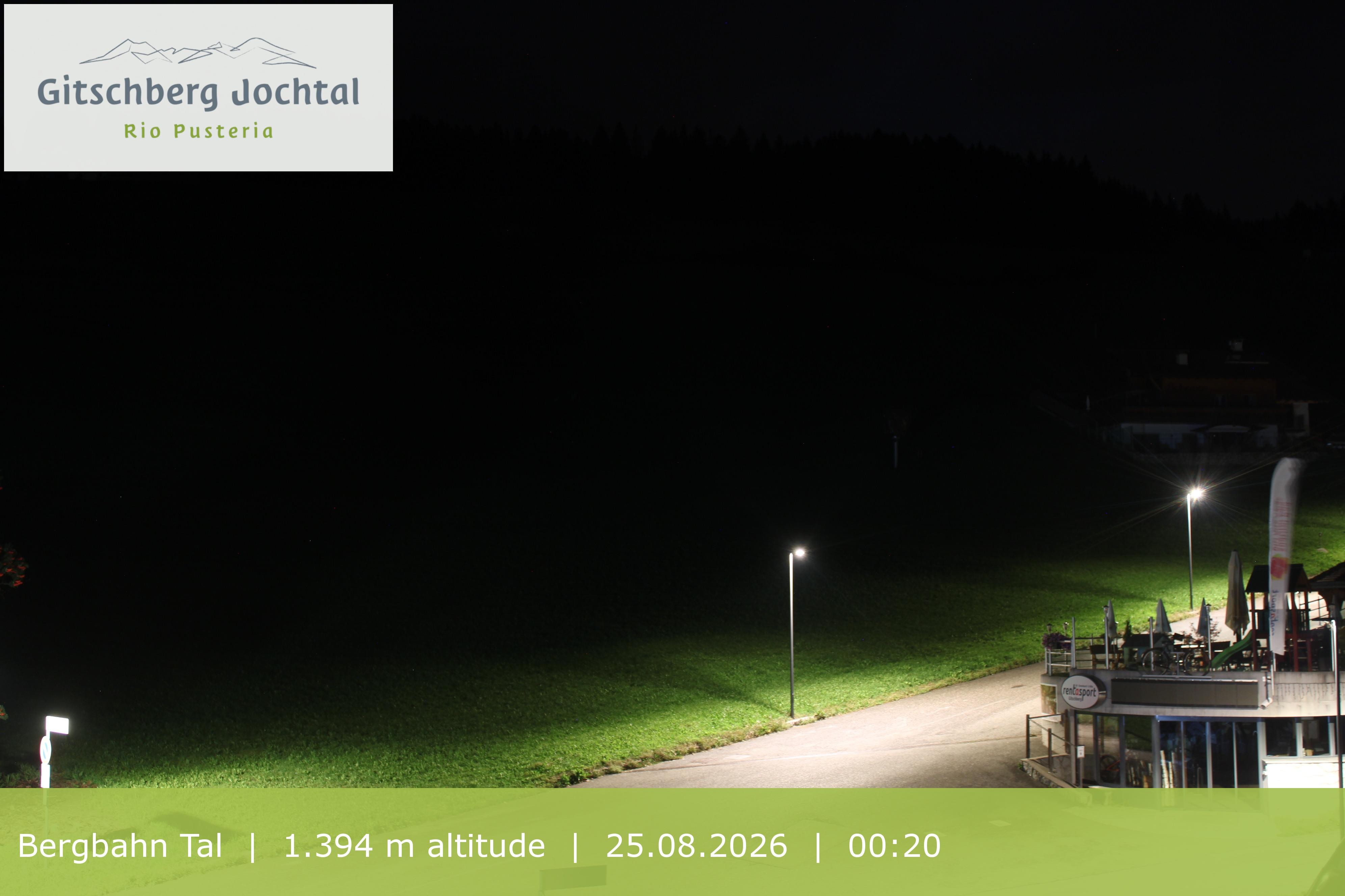 Archiv Foto Webcam Sicht auf die Talstation Meransen in Südtirol