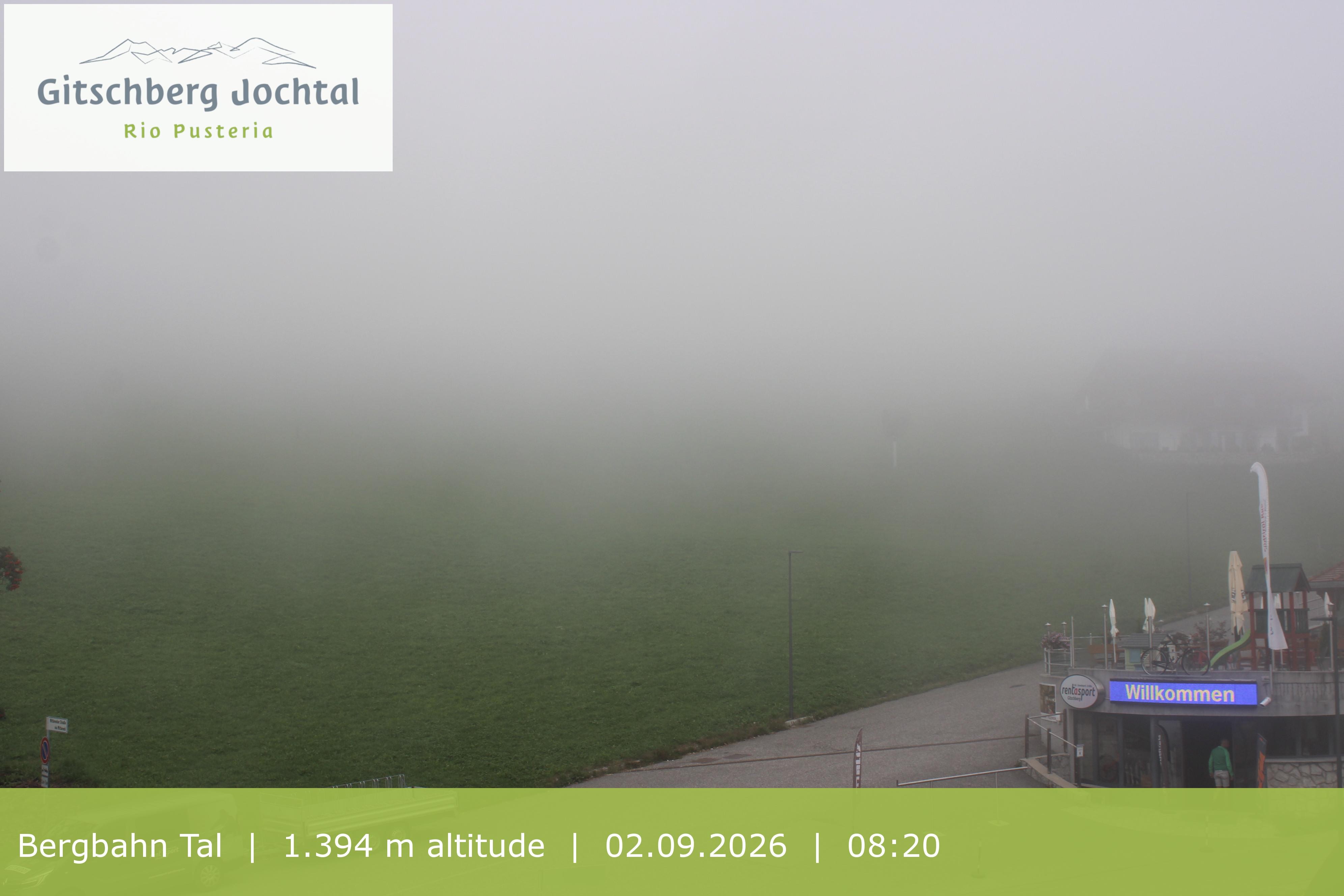 Archiv Foto Webcam Sicht auf die Talstation Meransen in Südtirol