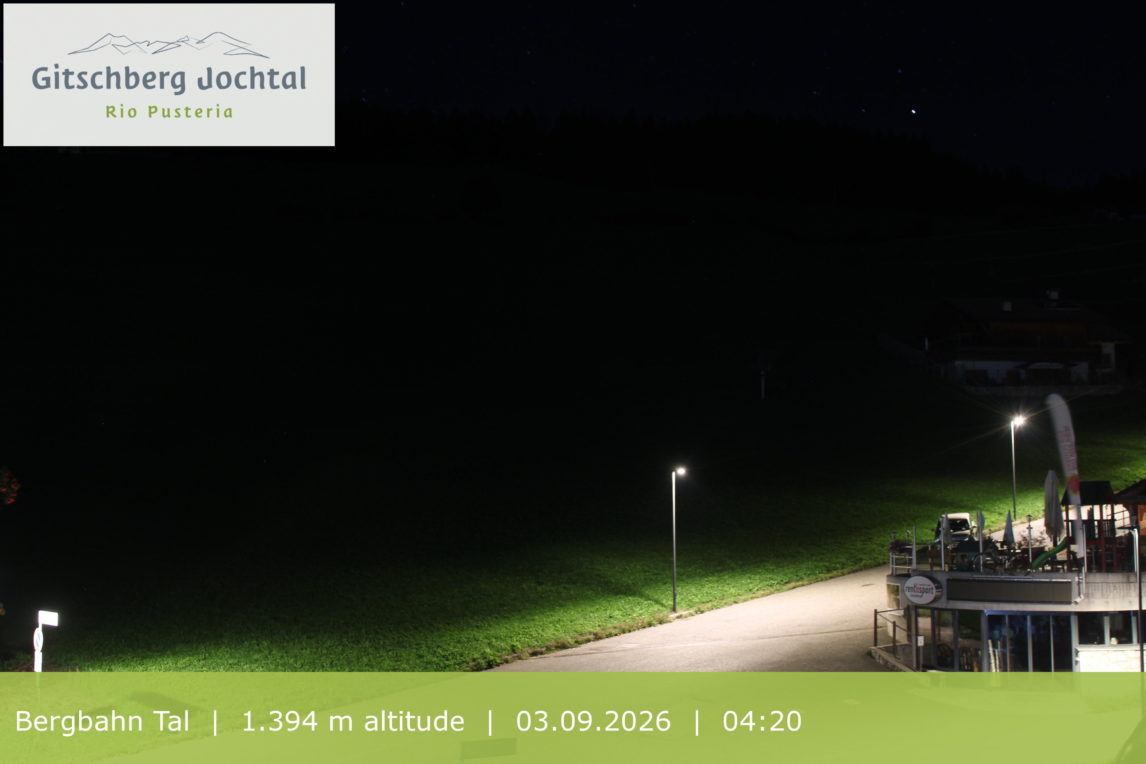 Archiv Foto Webcam Sicht auf die Talstation Meransen in Südtirol