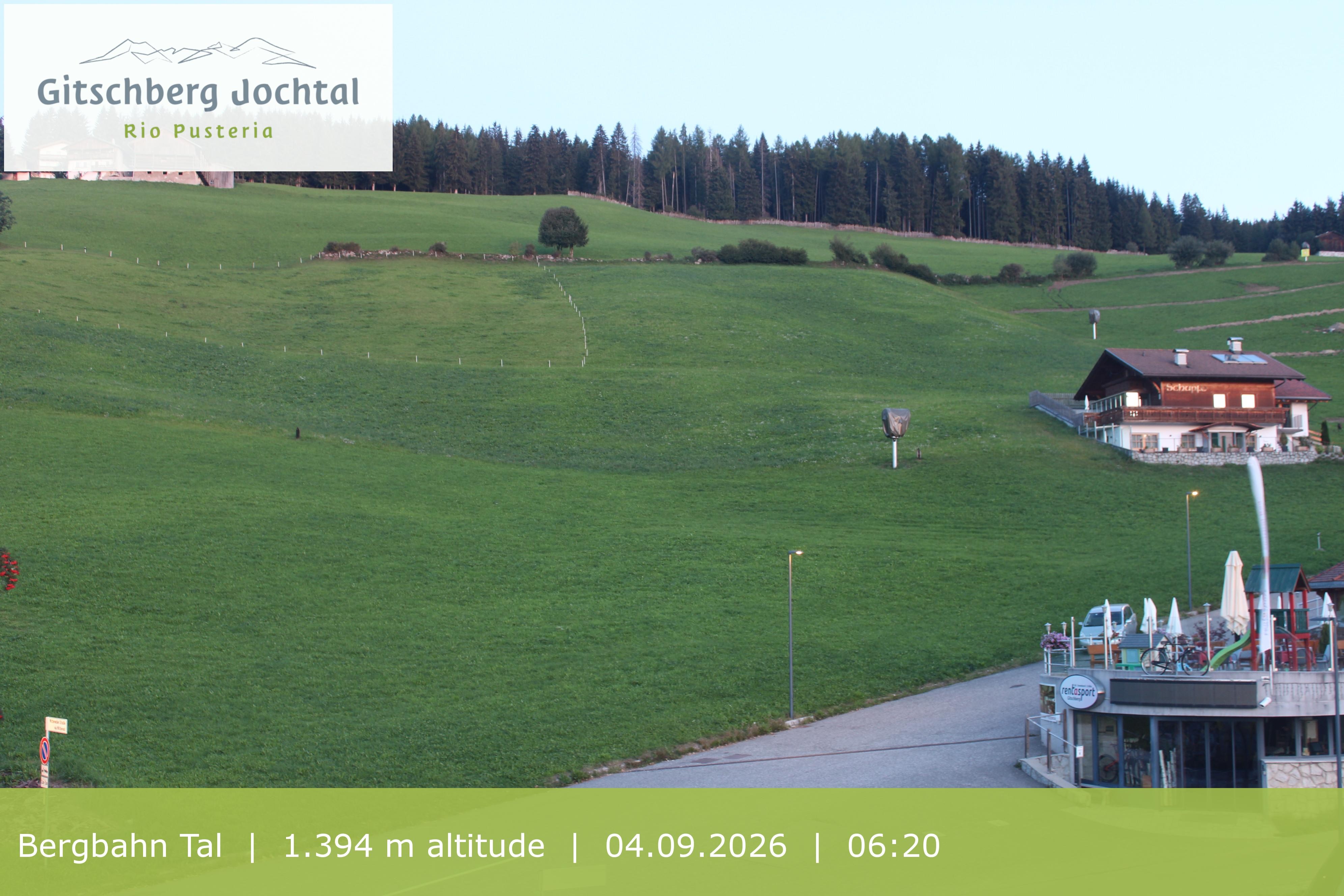 Archived image Webcam View of Base Station Meransen in South Tyrol
