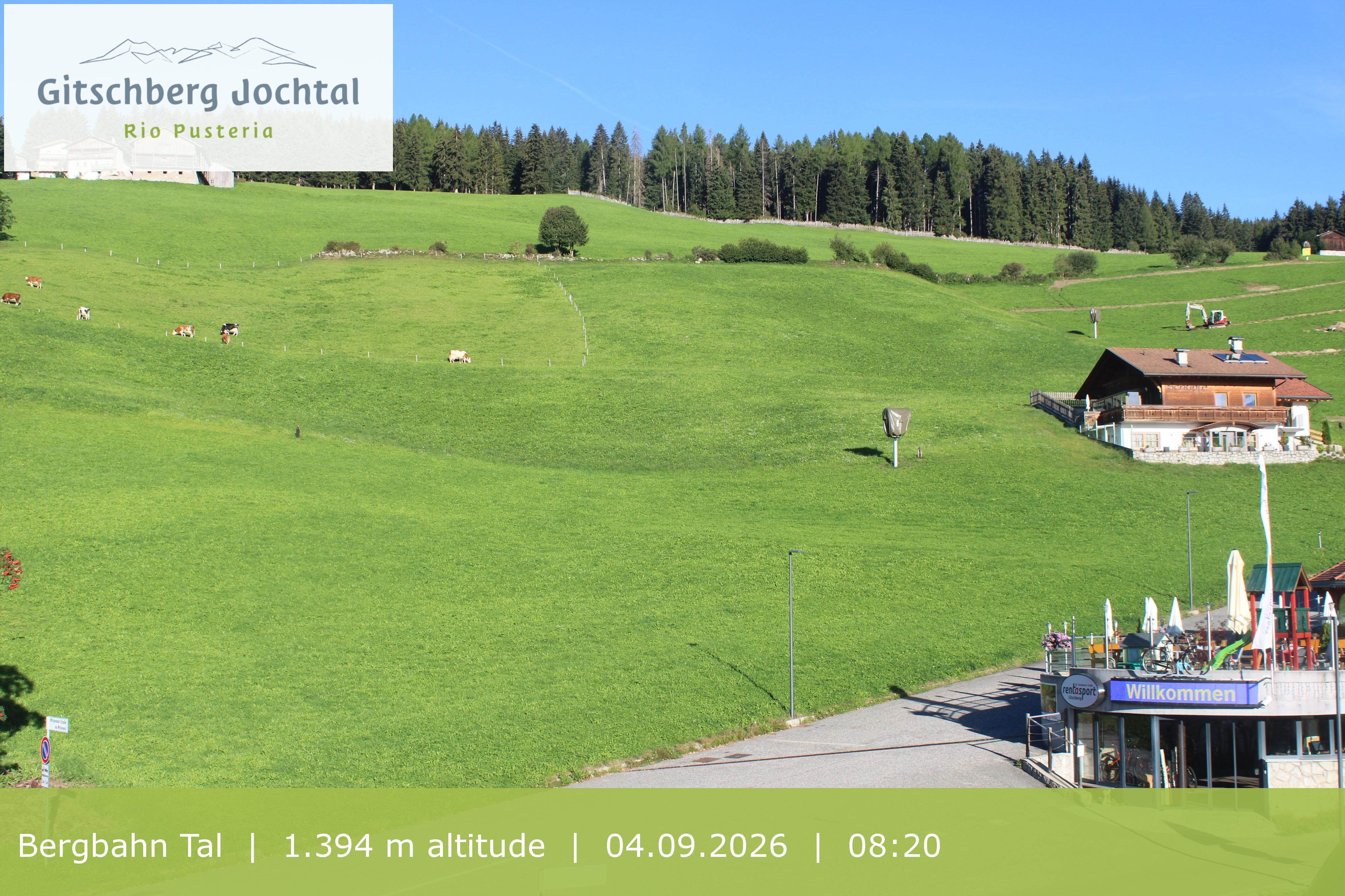 Archived image Webcam View of Base Station Meransen in South Tyrol