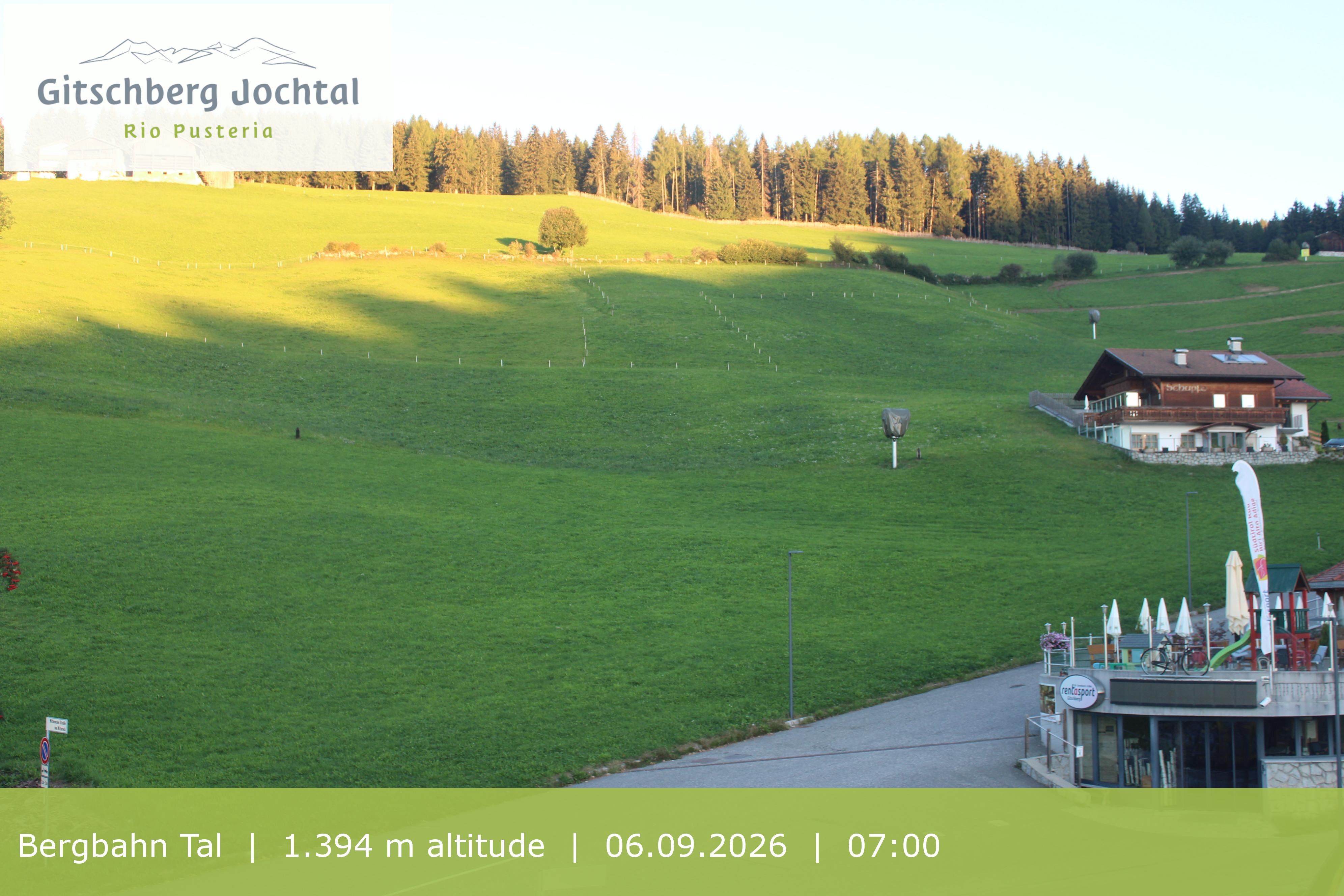 Archived image Webcam View of Base Station Meransen in South Tyrol