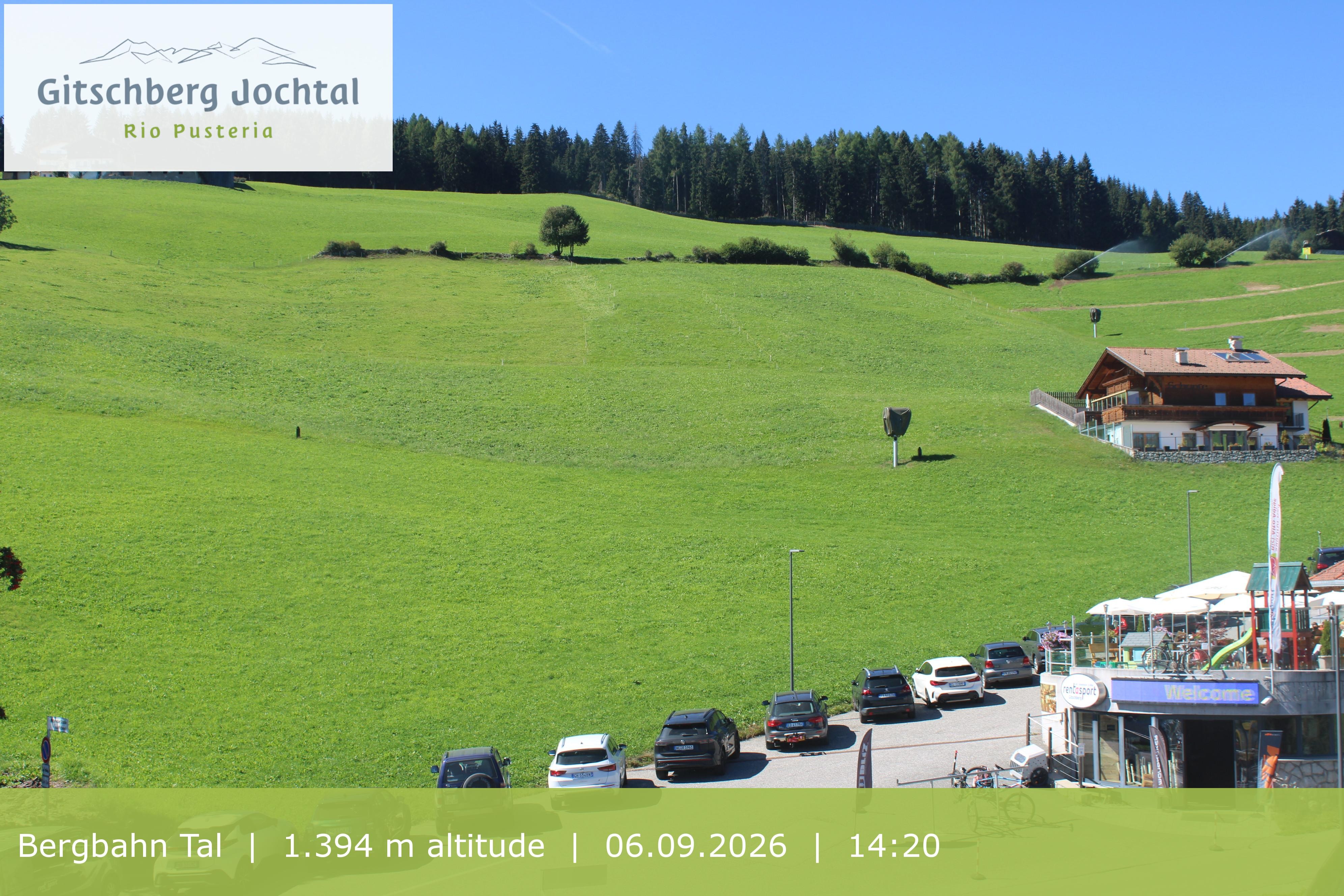 Archived image Webcam View of Base Station Meransen in South Tyrol