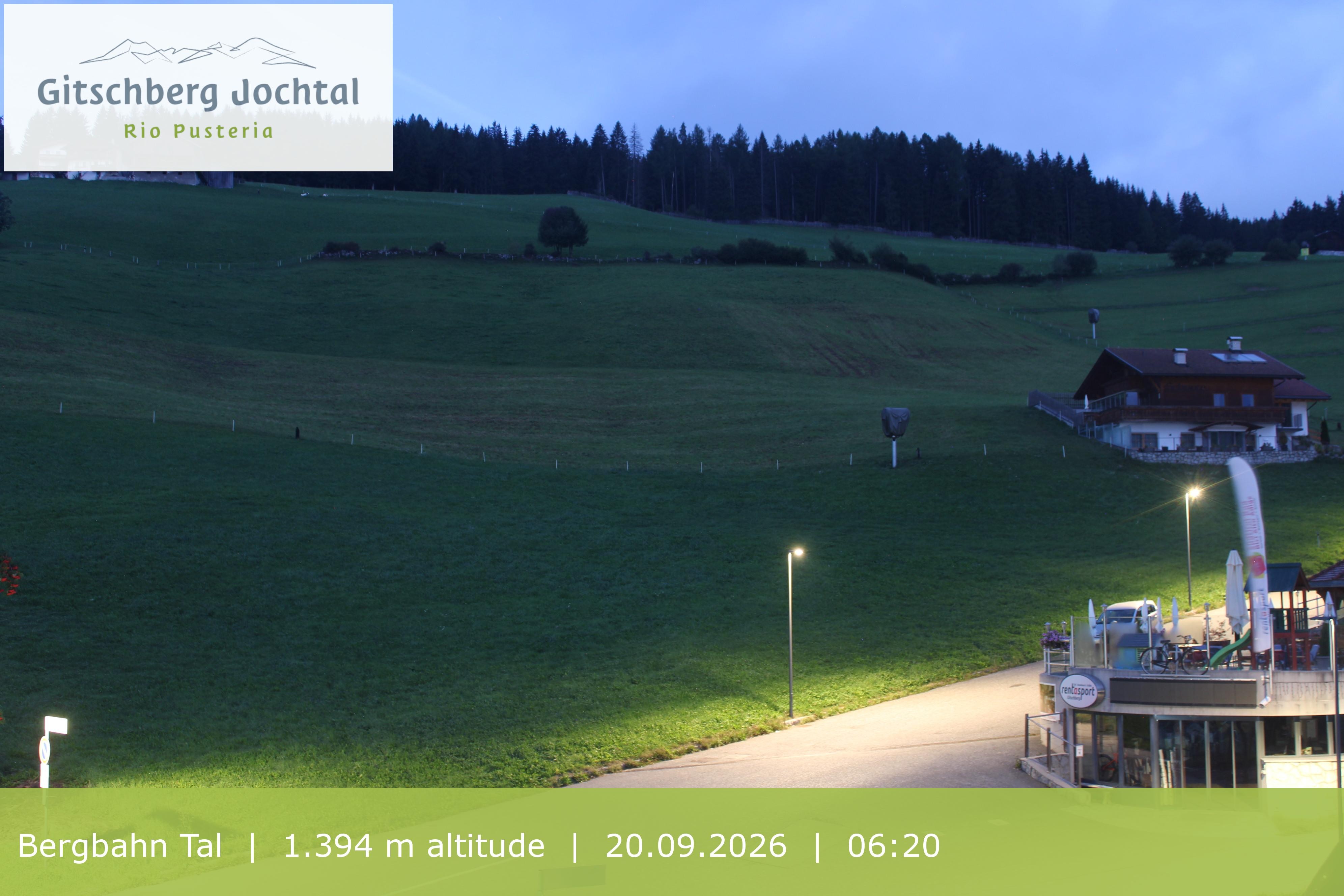 Archived image Webcam View of Base Station Meransen in South Tyrol
