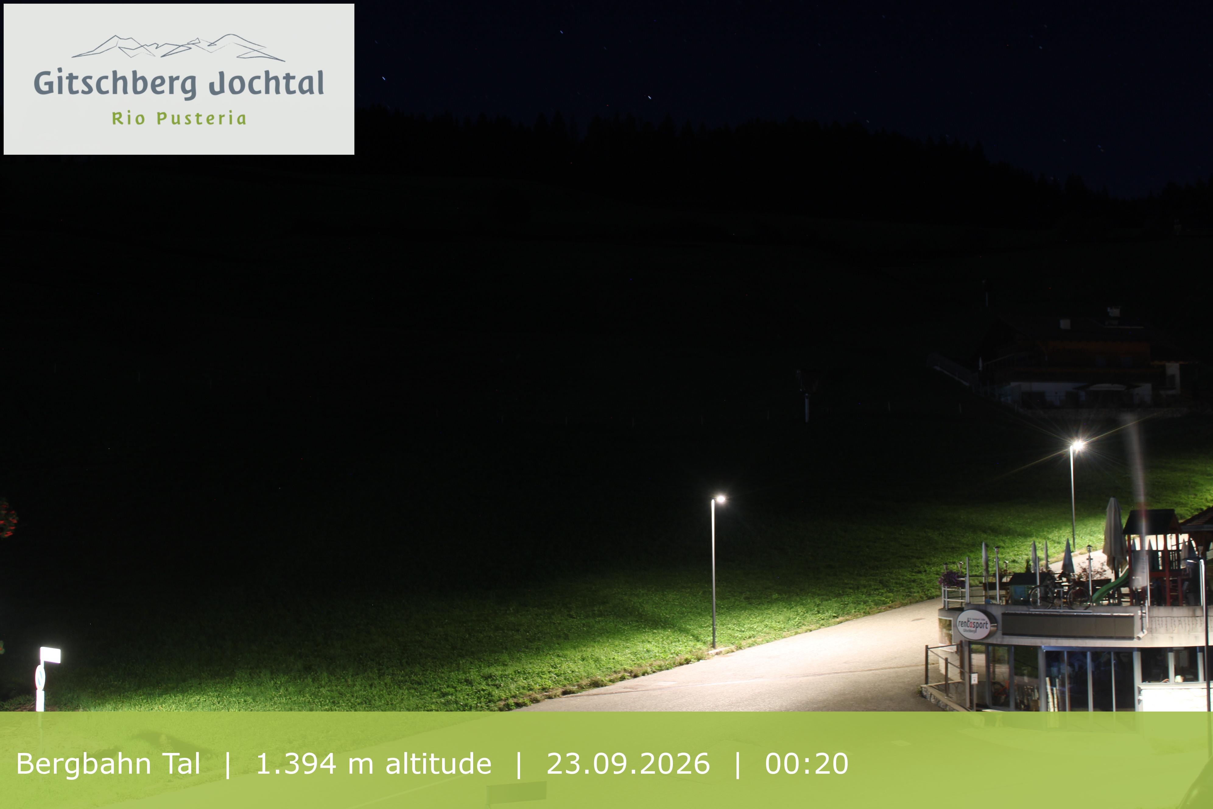 Archiv Foto Webcam Sicht auf die Talstation Meransen in Südtirol