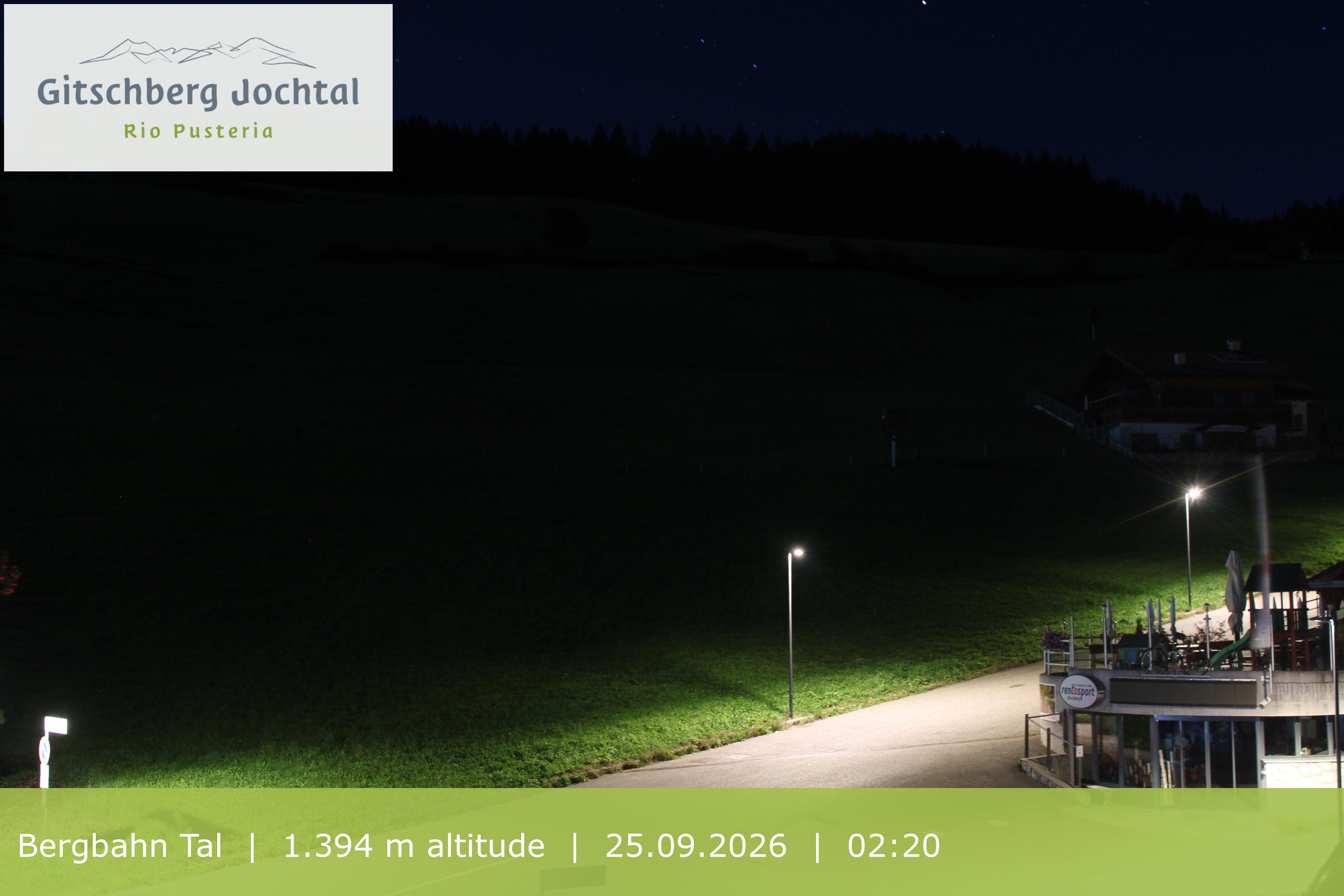 Archiv Foto Webcam Sicht auf die Talstation Meransen in Südtirol