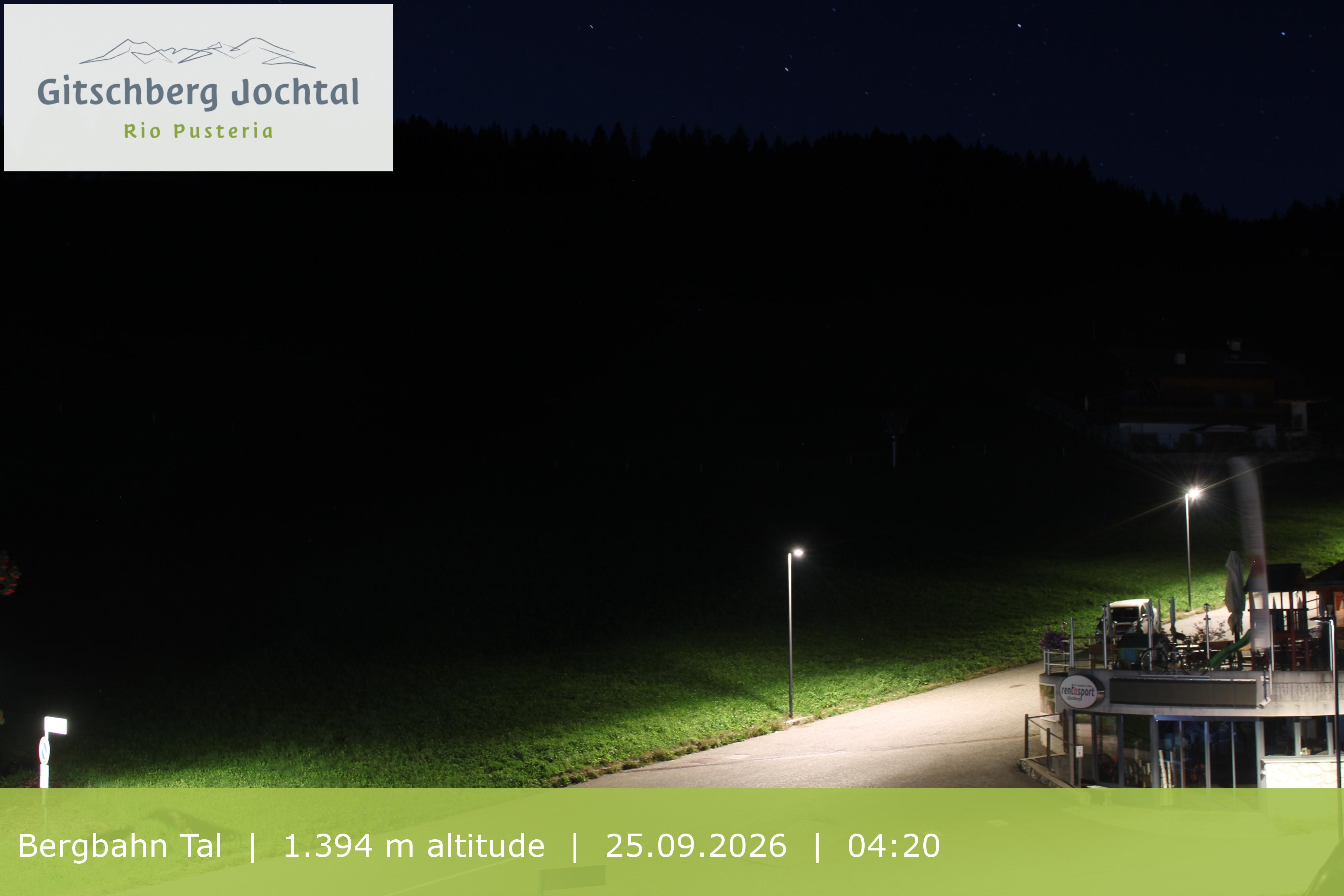 Archiv Foto Webcam Sicht auf die Talstation Meransen in Südtirol