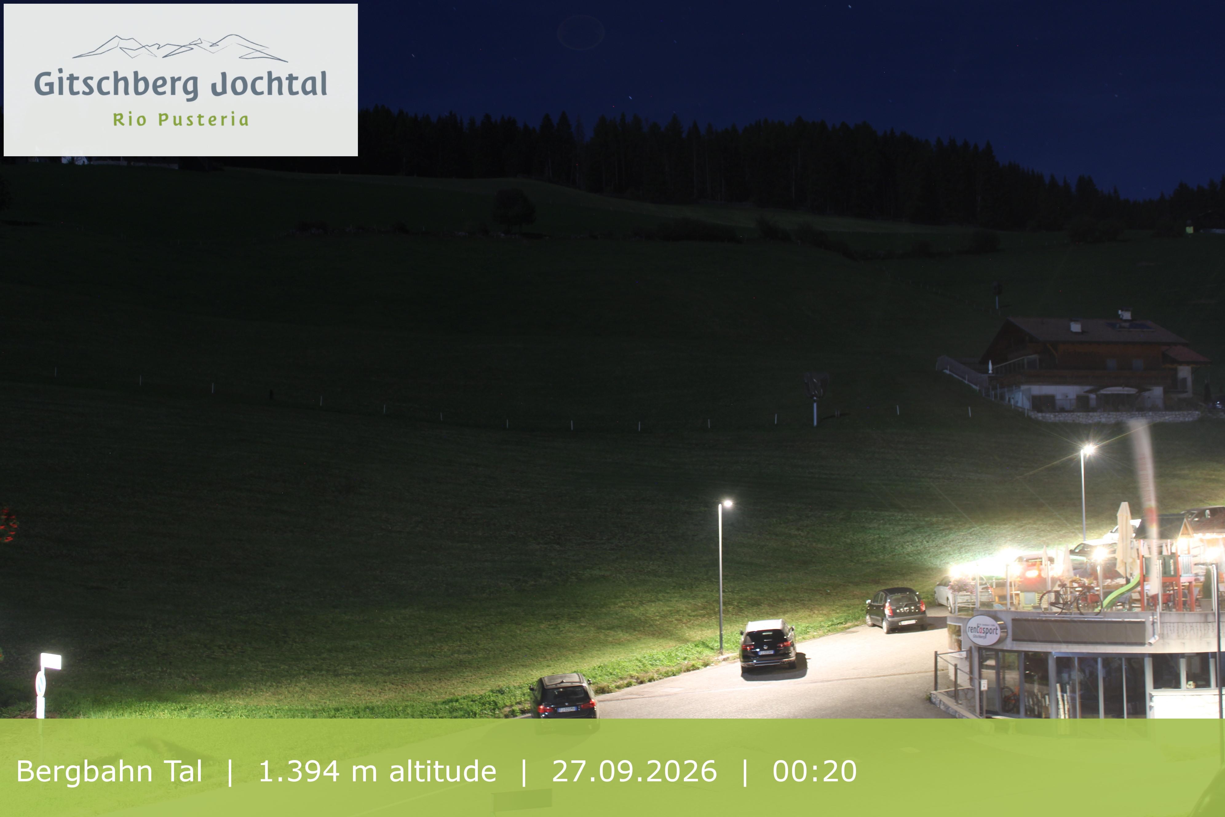 Archiv Foto Webcam Sicht auf die Talstation Meransen in Südtirol