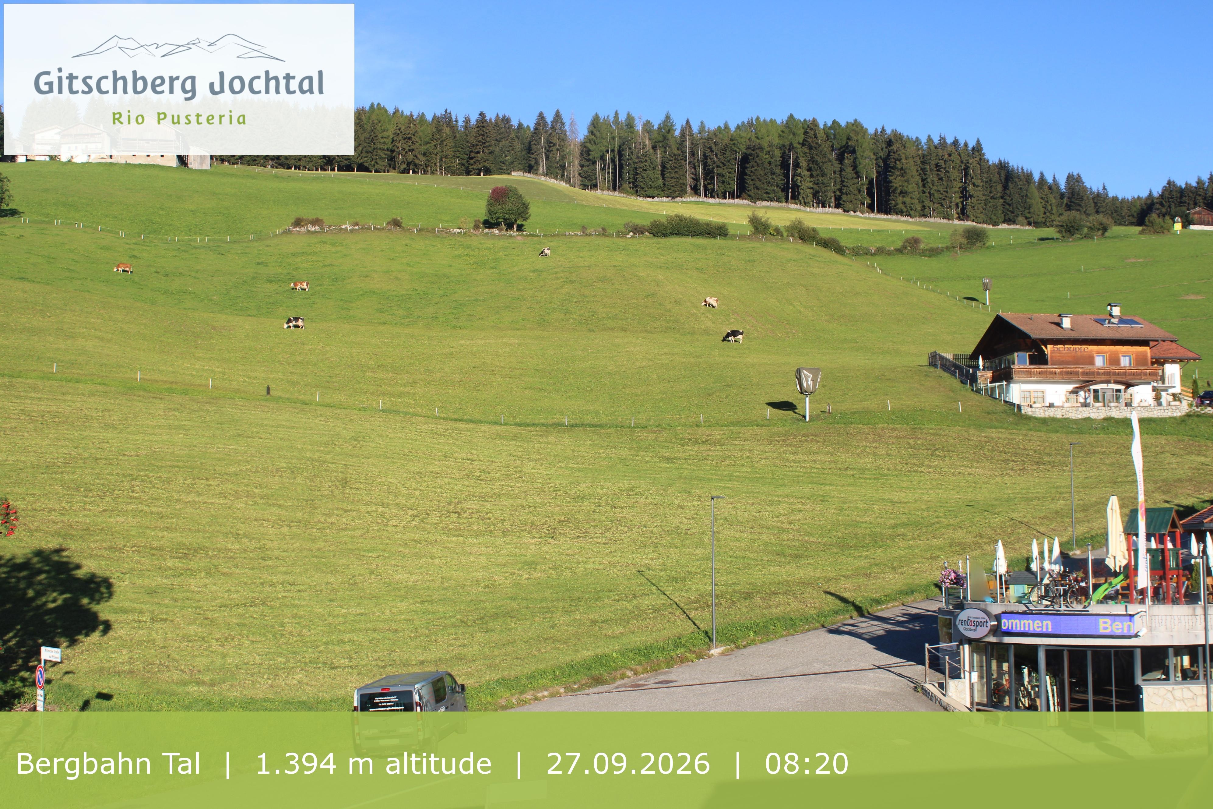 Archiv Foto Webcam Sicht auf die Talstation Meransen in Südtirol