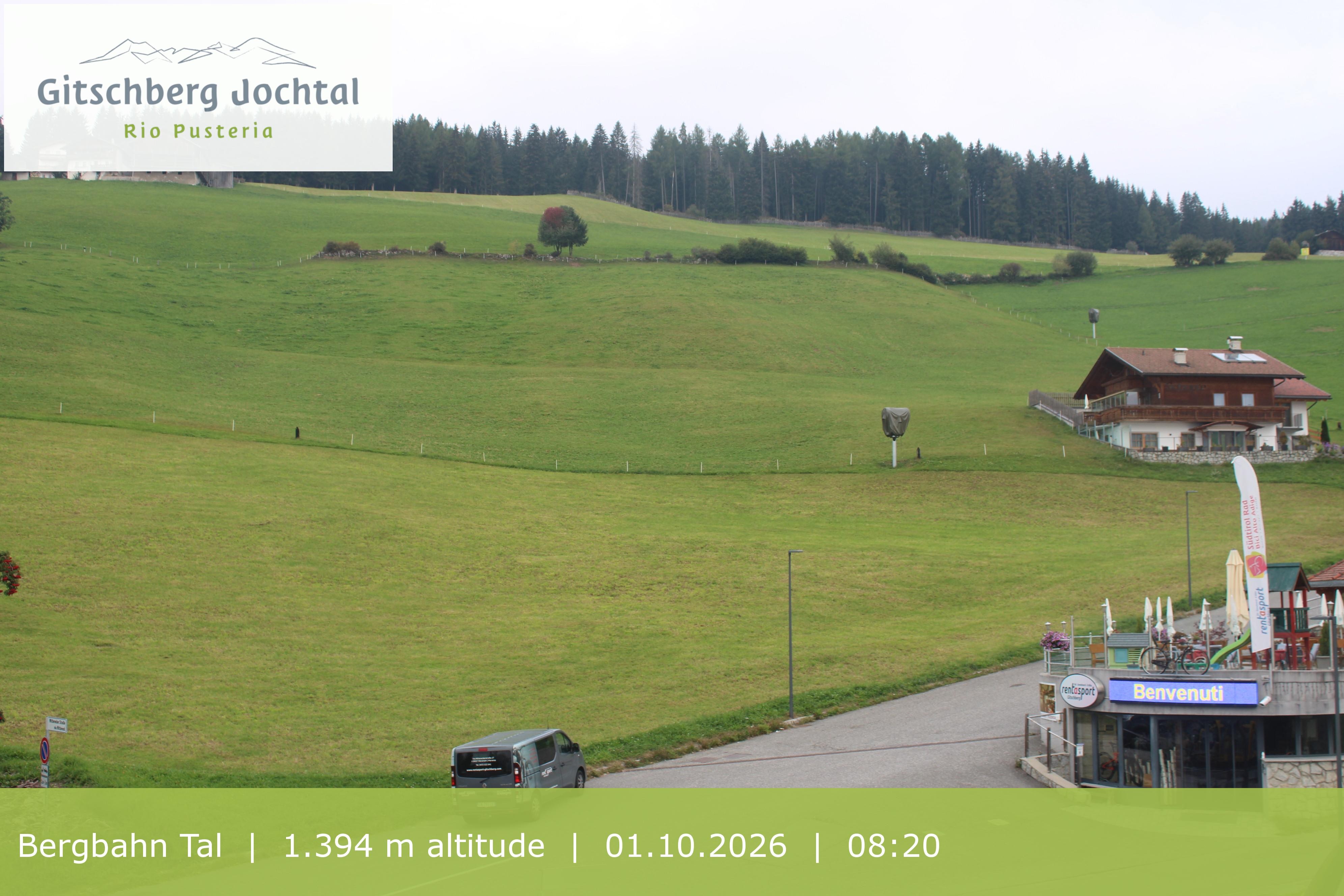 Archived image Webcam View of Base Station Meransen in South Tyrol