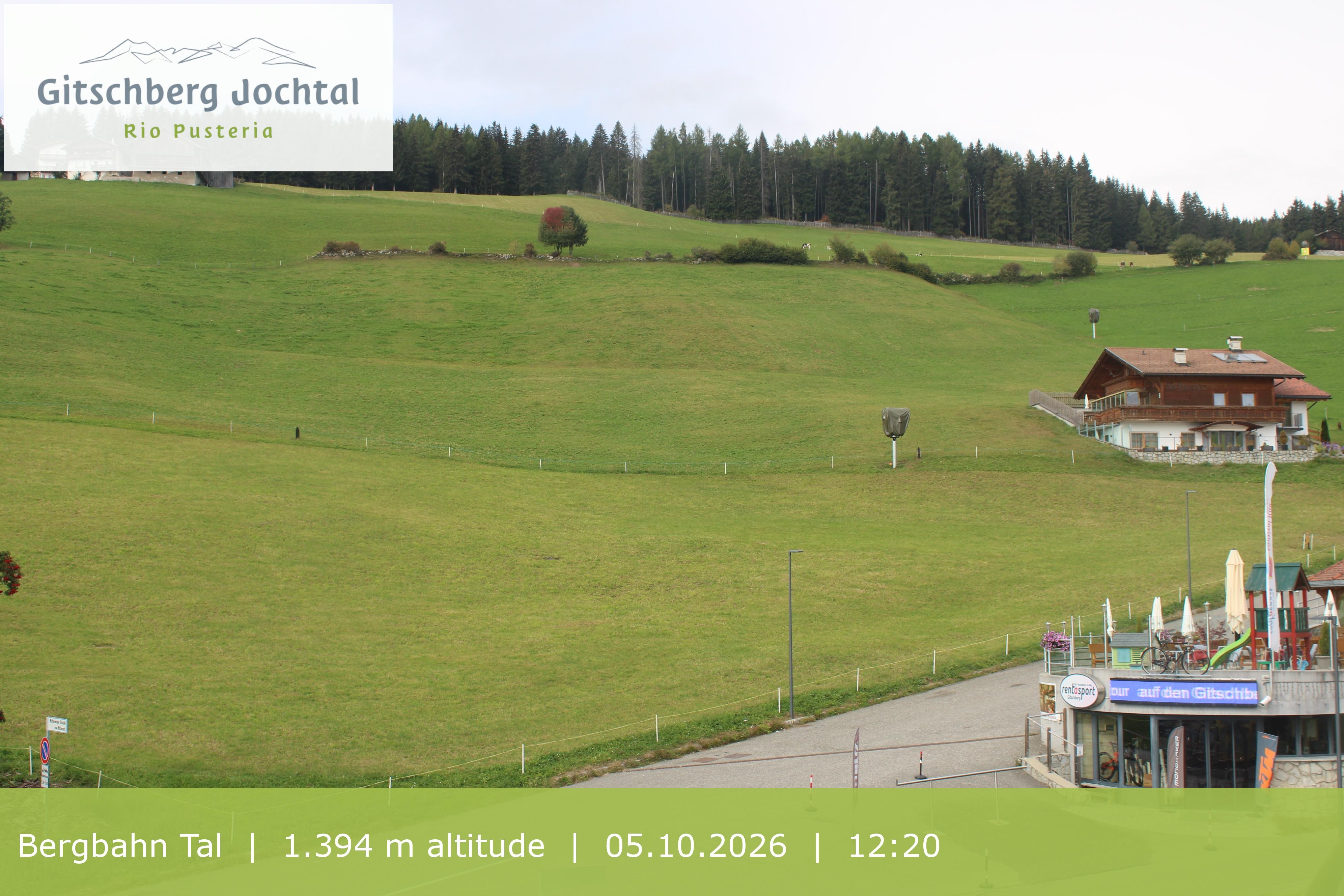 Archived image Webcam View of Base Station Meransen in South Tyrol