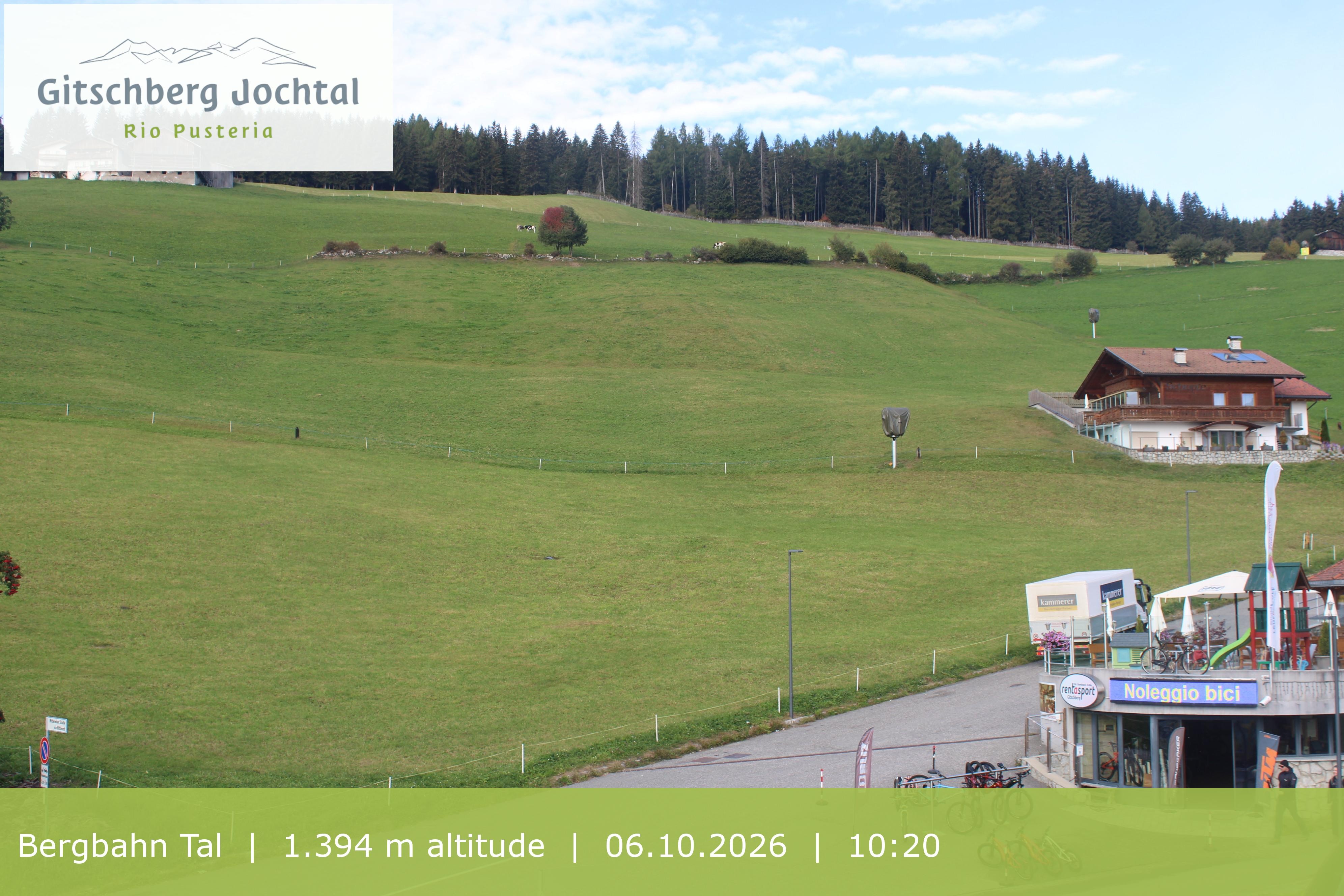 Archived image Webcam View of Base Station Meransen in South Tyrol