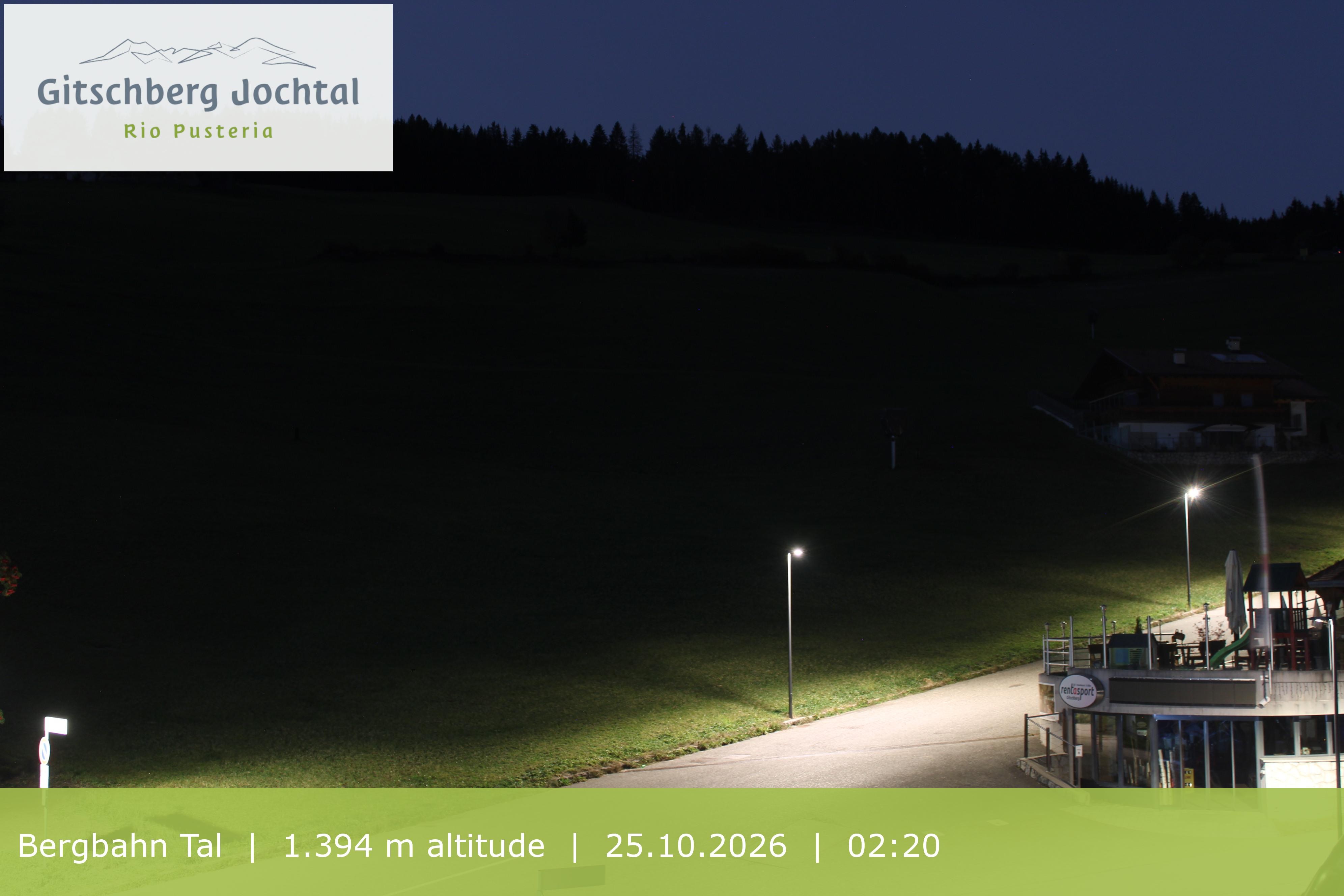 Archiv Foto Webcam Sicht auf die Talstation Meransen in Südtirol