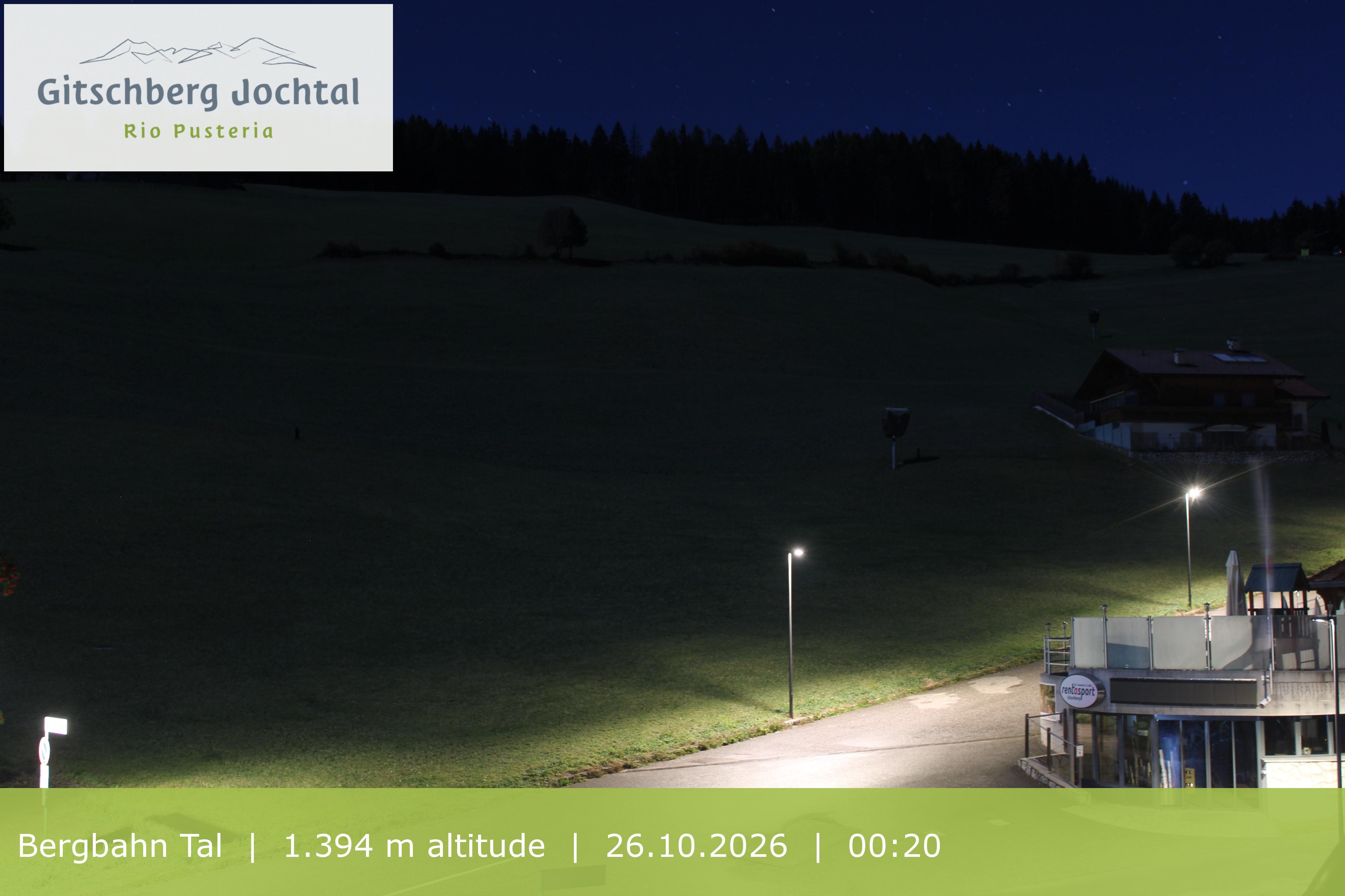 Archiv Foto Webcam Sicht auf die Talstation Meransen in Südtirol