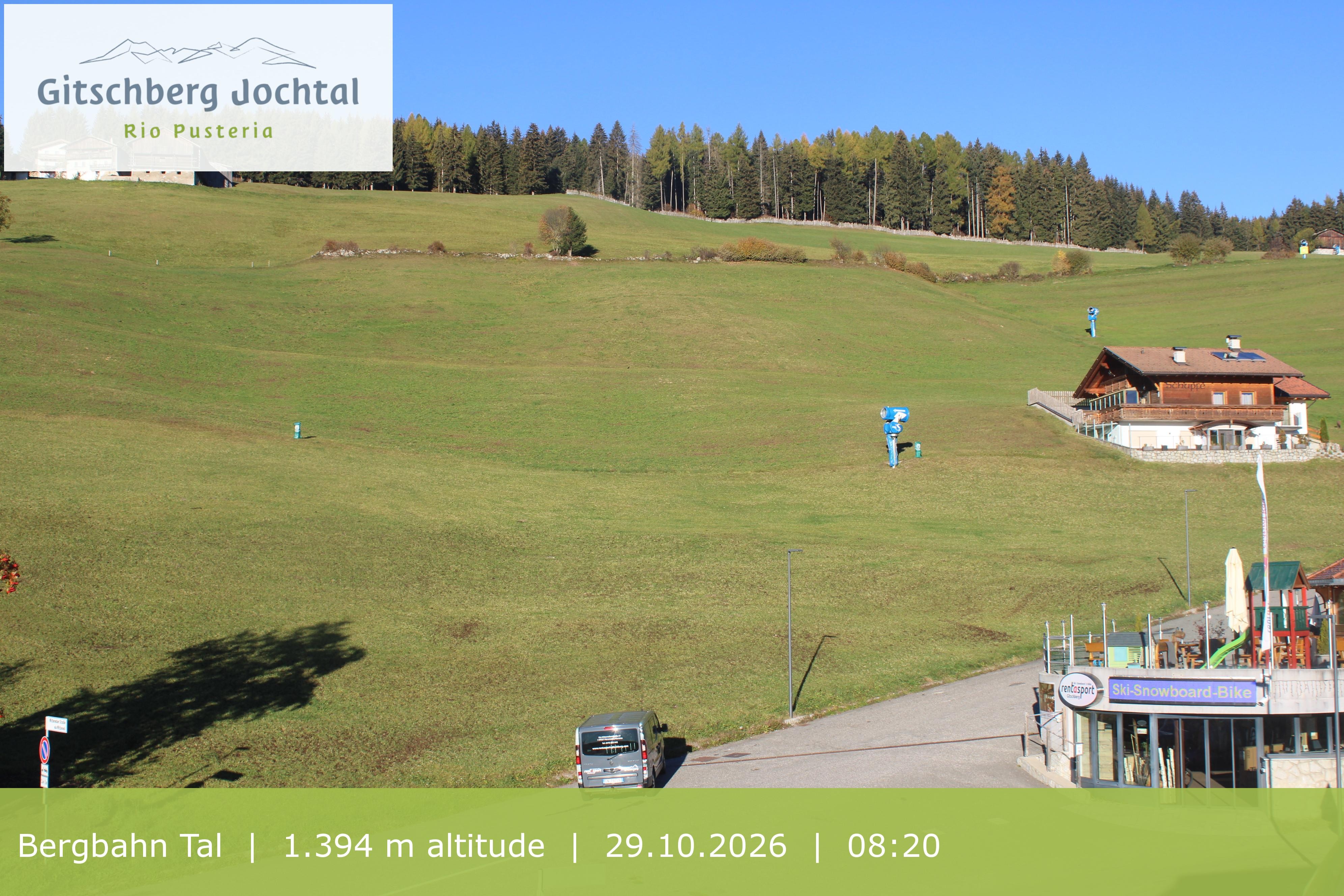 Archiv Foto Webcam Sicht auf die Talstation Meransen in Südtirol