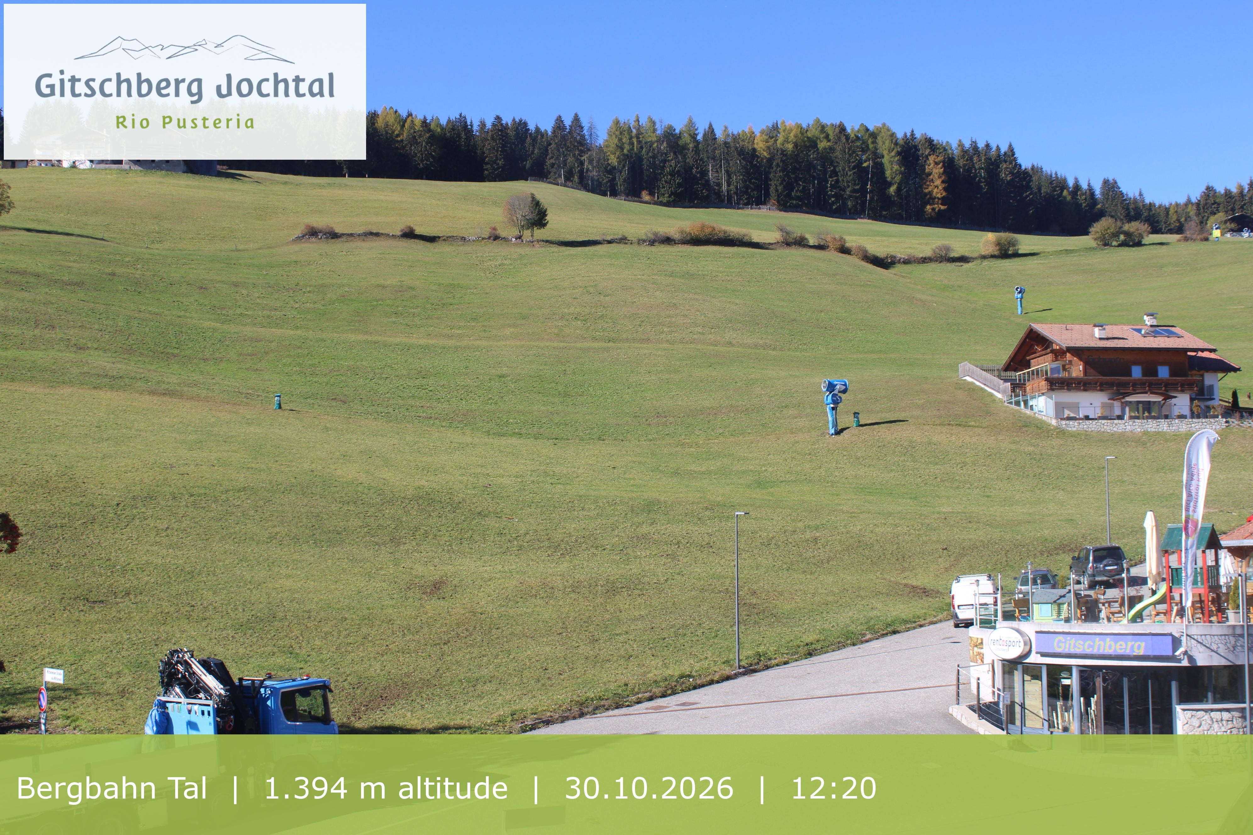 Archived image Webcam View of Base Station Meransen in South Tyrol