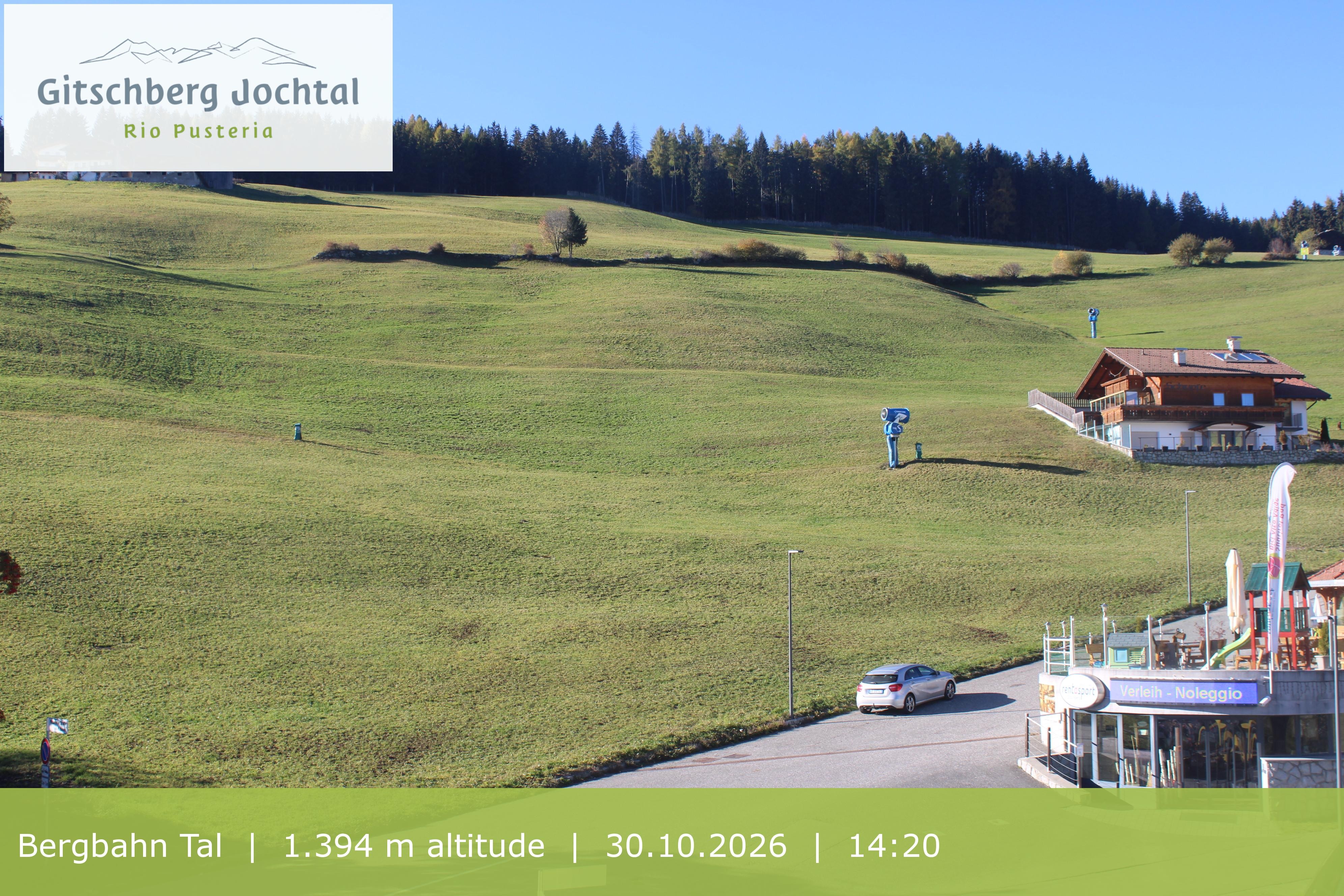 Archived image Webcam View of Base Station Meransen in South Tyrol