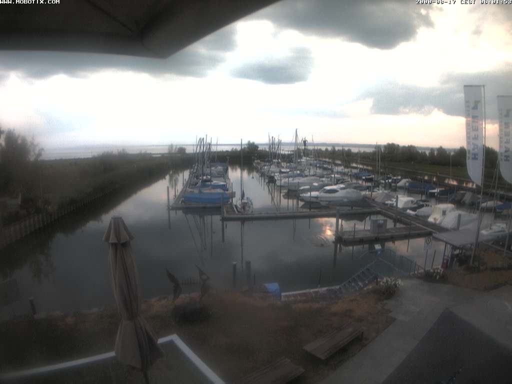 Archiv Foto Webcam Bodensee: Hafen Rheinhof