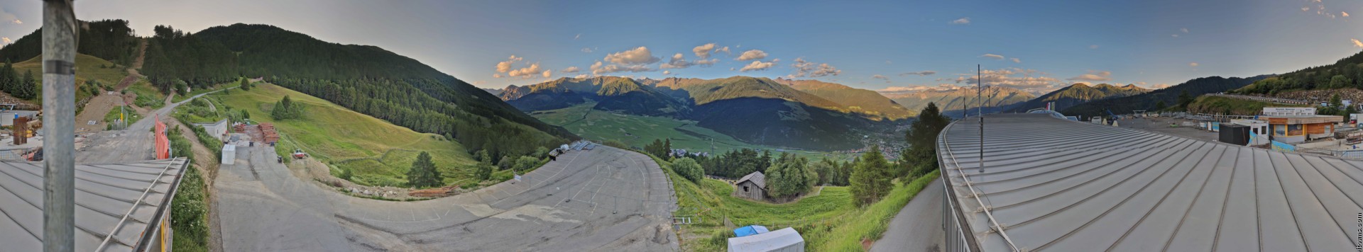 Archived image Webcam Panoramic view from mountain hut Plantapatsch in Watles (South Tyrol)