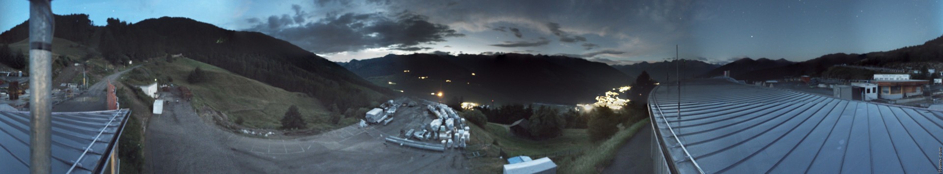 Archived image Webcam Panoramic view from mountain hut Plantapatsch in Watles (South Tyrol)