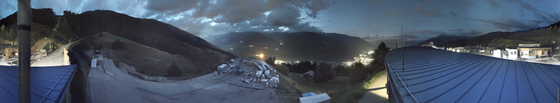 Archived image Webcam Panoramic view from mountain hut Plantapatsch in Watles (South Tyrol)