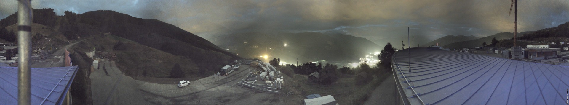 Archived image Webcam Panoramic view from mountain hut Plantapatsch in Watles (South Tyrol)
