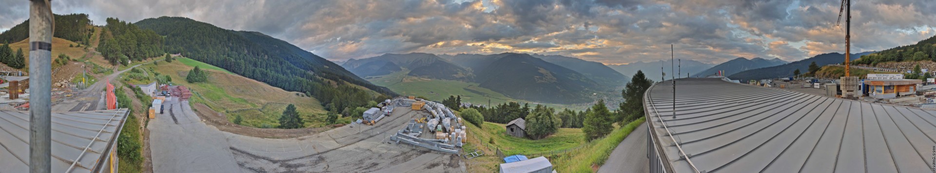 Archived image Webcam Panoramic view from mountain hut Plantapatsch in Watles (South Tyrol)