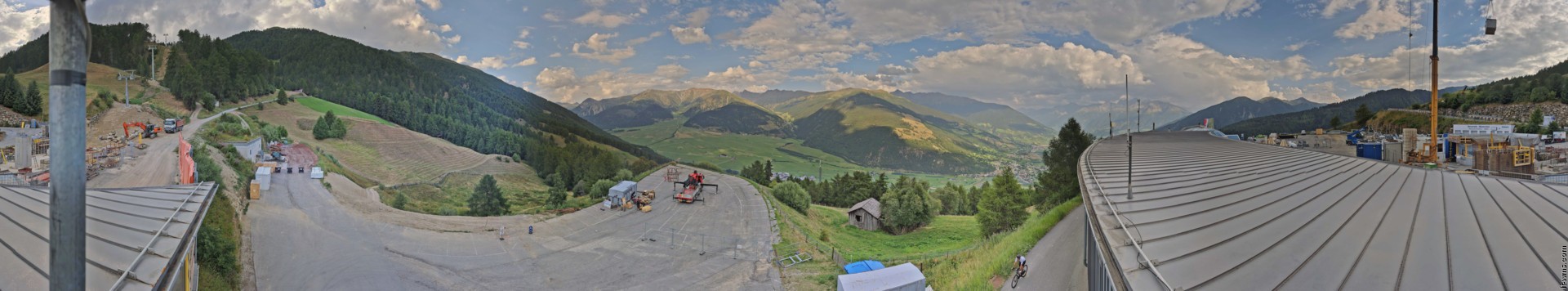 Archived image Webcam Panoramic view from mountain hut Plantapatsch in Watles (South Tyrol)