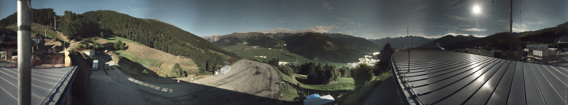 Archived image Webcam Panoramic view from mountain hut Plantapatsch in Watles (South Tyrol)