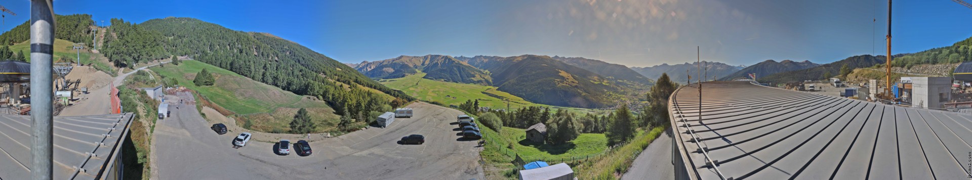 Archived image Webcam Panoramic view from mountain hut Plantapatsch in Watles (South Tyrol)