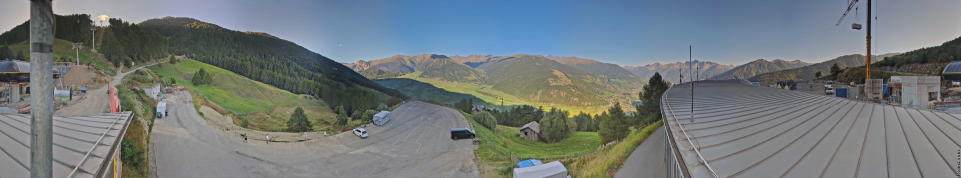 Archived image Webcam Panoramic view from mountain hut Plantapatsch in Watles (South Tyrol)