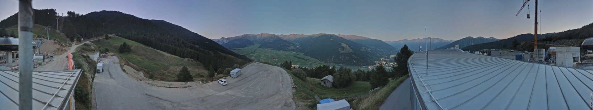 Archived image Webcam Panoramic view from mountain hut Plantapatsch in Watles (South Tyrol)