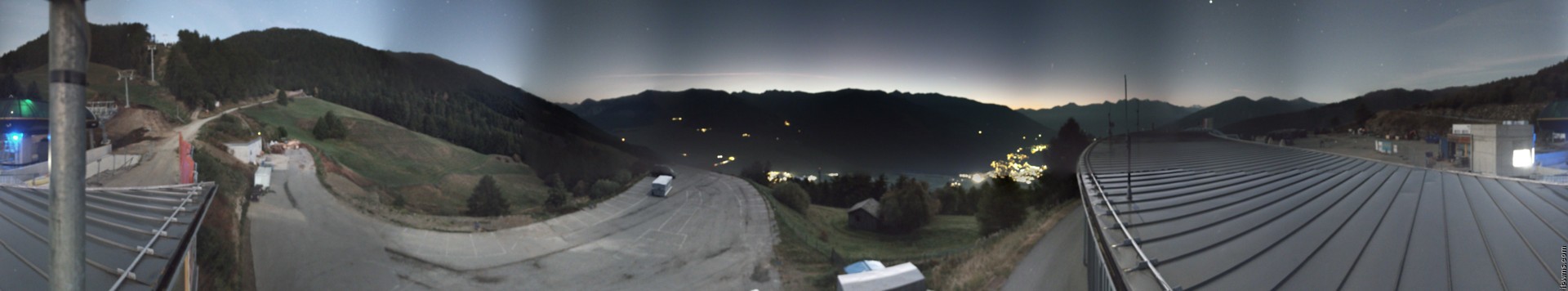 Archived image Webcam Panoramic view from mountain hut Plantapatsch in Watles (South Tyrol)