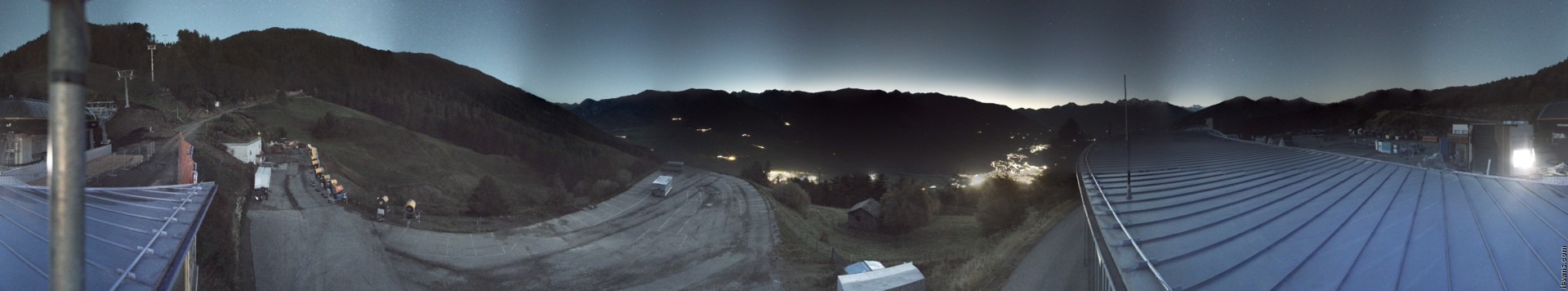 Archived image Webcam Panoramic view from mountain hut Plantapatsch in Watles (South Tyrol)