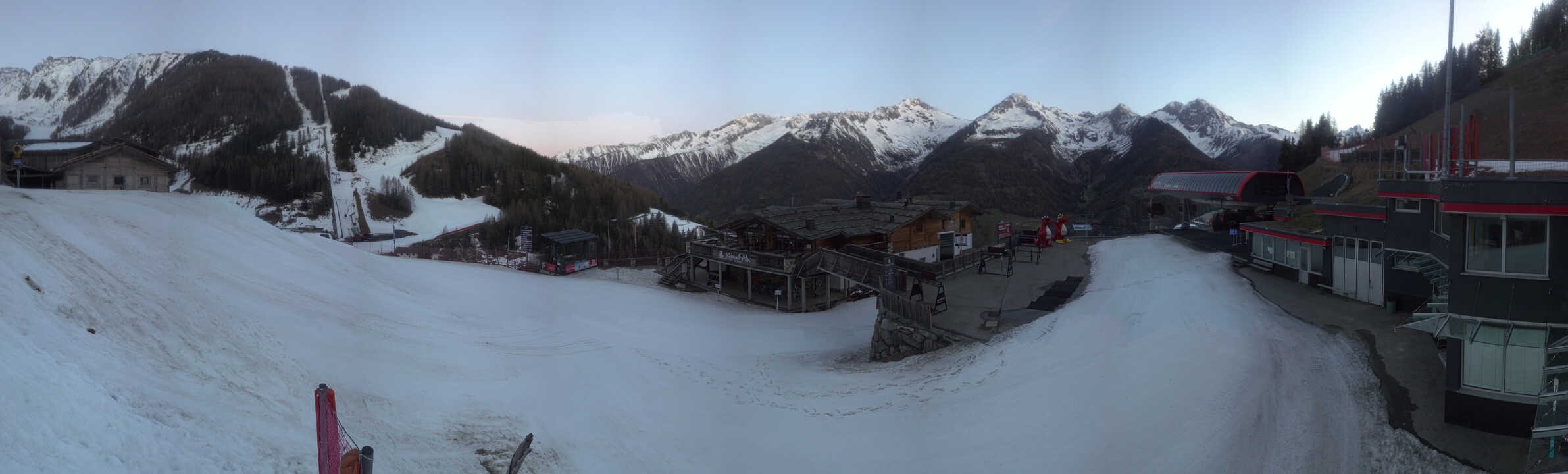 Archived image Webcam Klausberg - mountain restaurant Kristallalm in Ahrn Valley (South Tyrol)