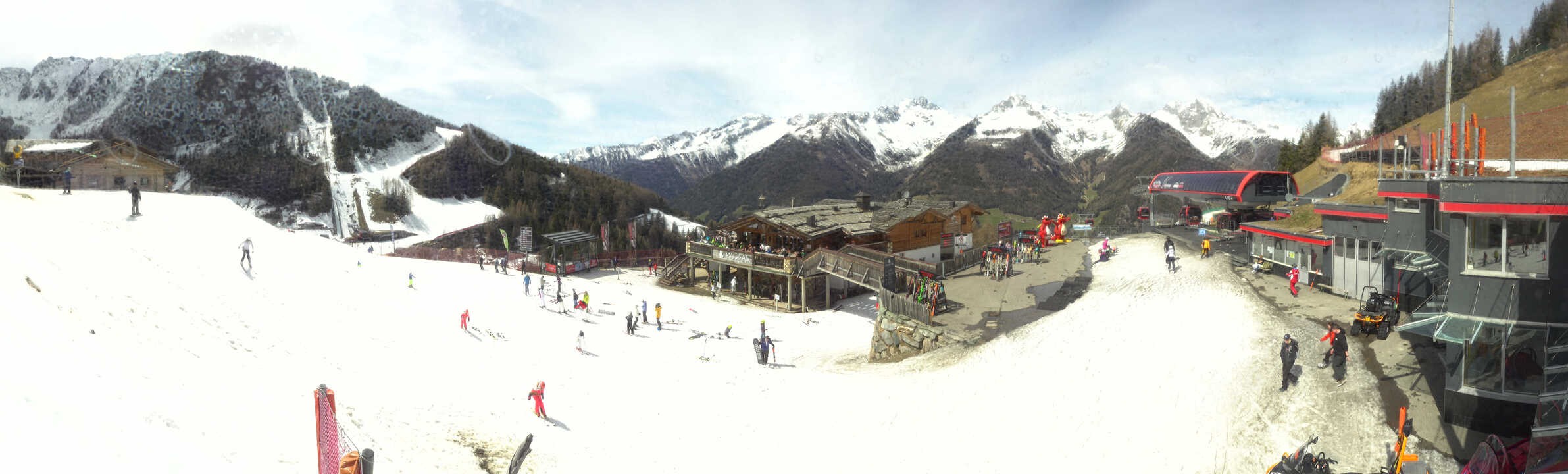 Archived image Webcam Klausberg - mountain restaurant Kristallalm in Ahrn Valley (South Tyrol)