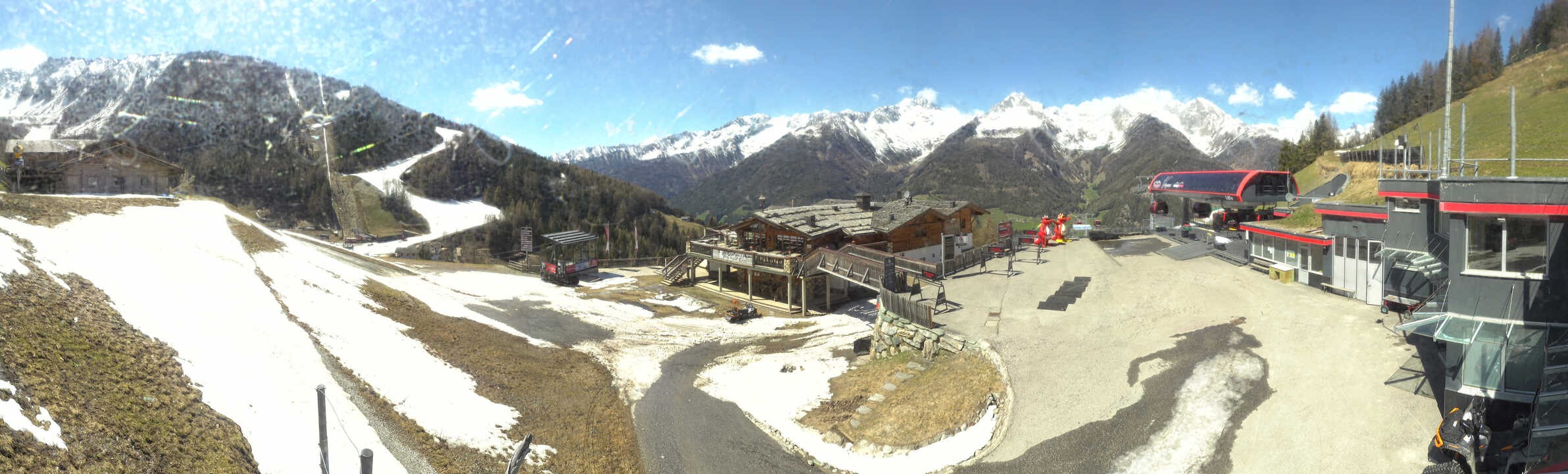 Archived image Webcam Klausberg - mountain restaurant Kristallalm in Ahrn Valley (South Tyrol)