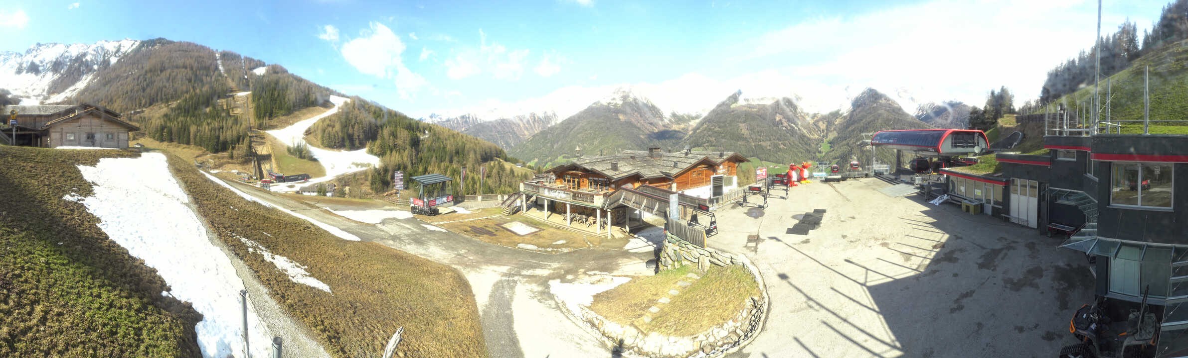 Archived image Webcam Klausberg - mountain restaurant Kristallalm in Ahrn Valley (South Tyrol)
