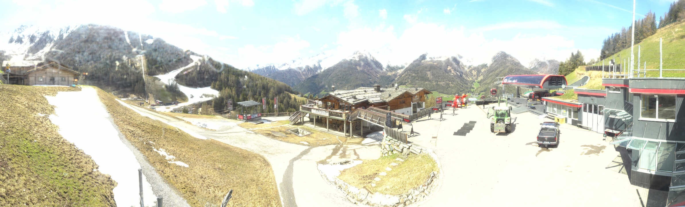 Archived image Webcam Klausberg - mountain restaurant Kristallalm in Ahrn Valley (South Tyrol)
