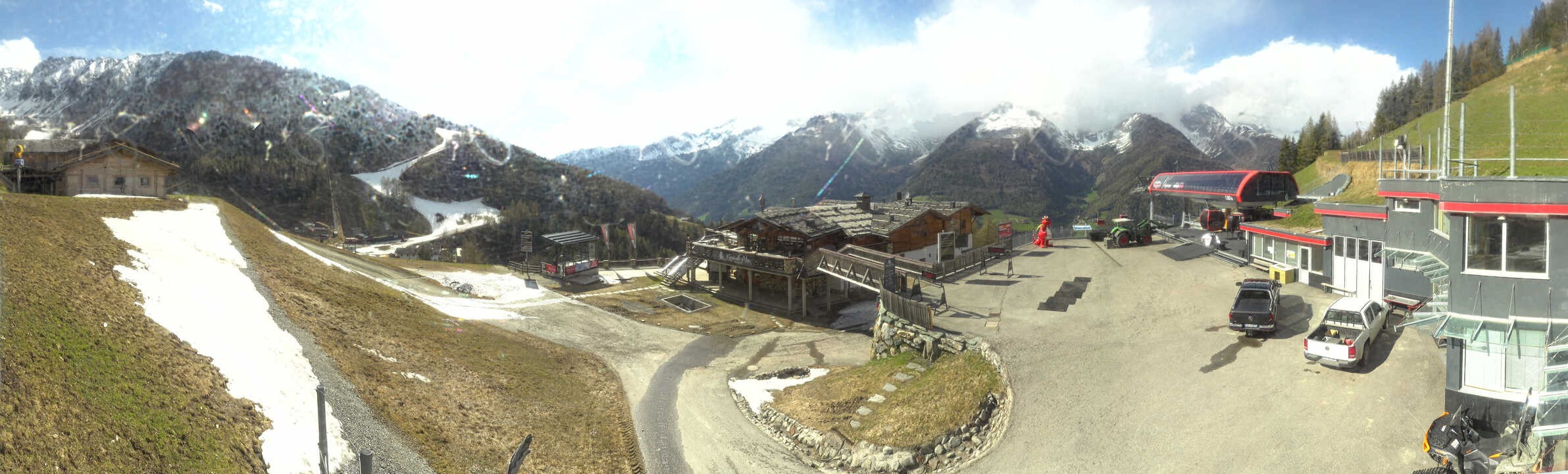 Archived image Webcam Klausberg - mountain restaurant Kristallalm in Ahrn Valley (South Tyrol)