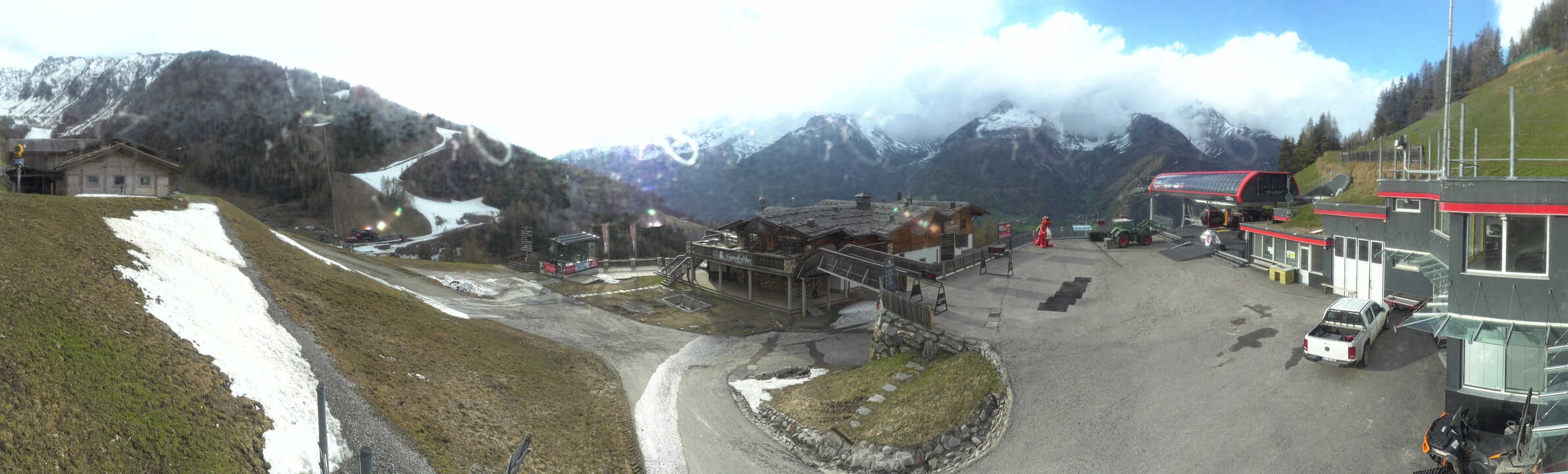 Archived image Webcam Klausberg - mountain restaurant Kristallalm in Ahrn Valley (South Tyrol)
