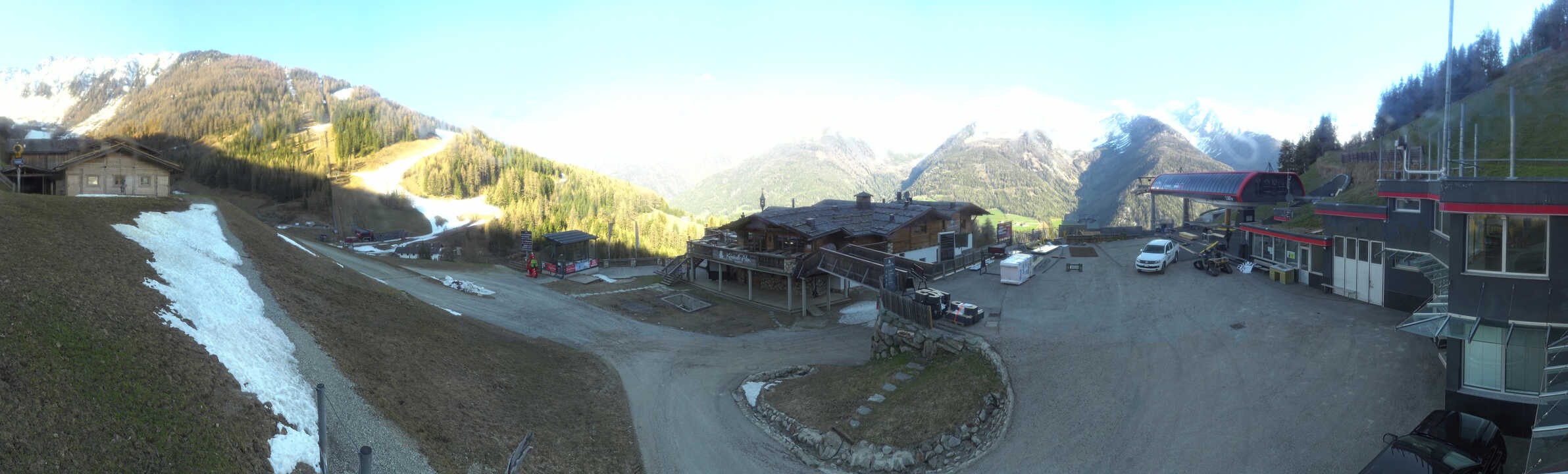 Archived image Webcam Klausberg - mountain restaurant Kristallalm in Ahrn Valley (South Tyrol)