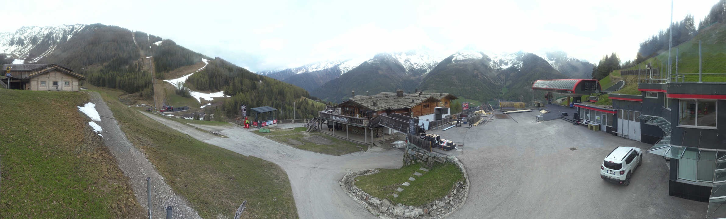 Archived image Webcam Klausberg - mountain restaurant Kristallalm in Ahrn Valley (South Tyrol)