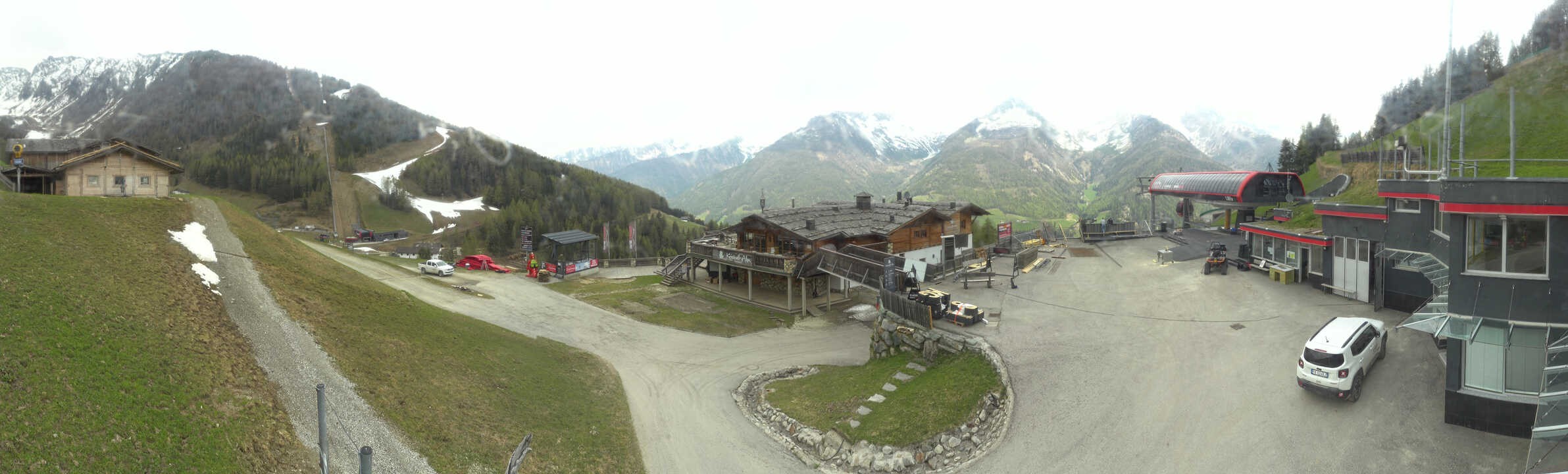 Archived image Webcam Klausberg - mountain restaurant Kristallalm in Ahrn Valley (South Tyrol)