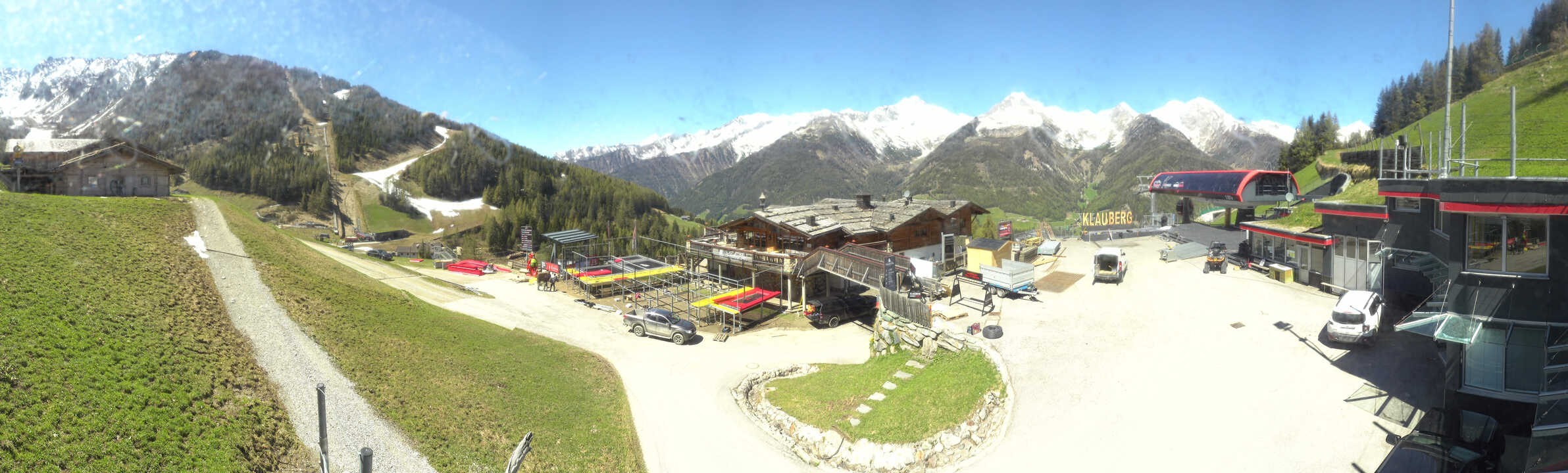 Archived image Webcam Klausberg - mountain restaurant Kristallalm in Ahrn Valley (South Tyrol)