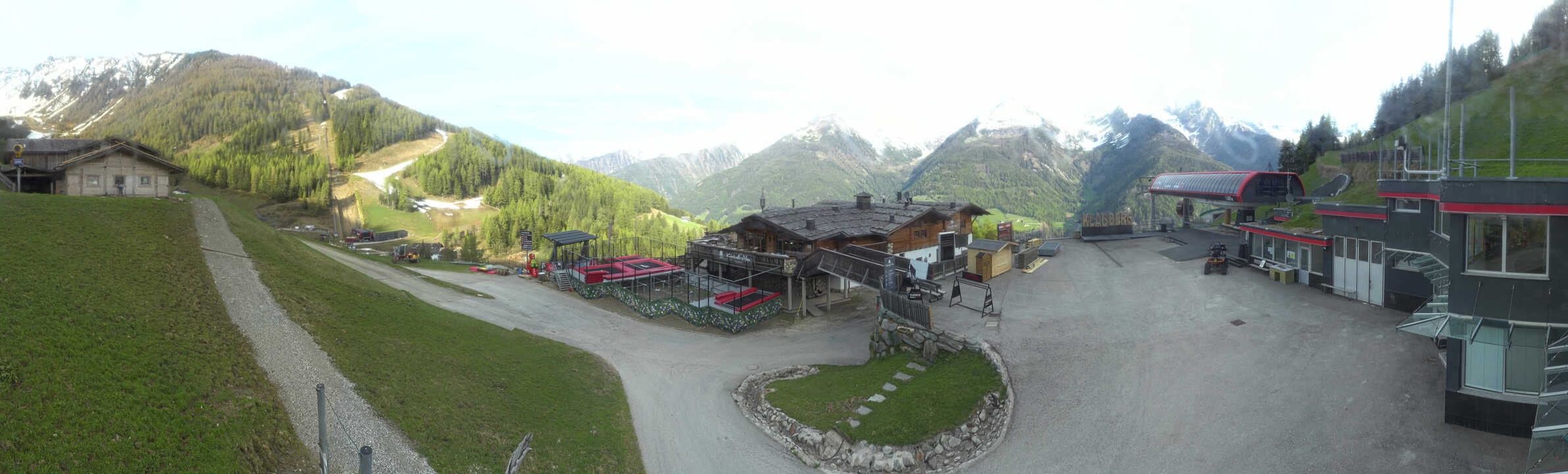Archived image Webcam Klausberg - mountain restaurant Kristallalm in Ahrn Valley (South Tyrol)
