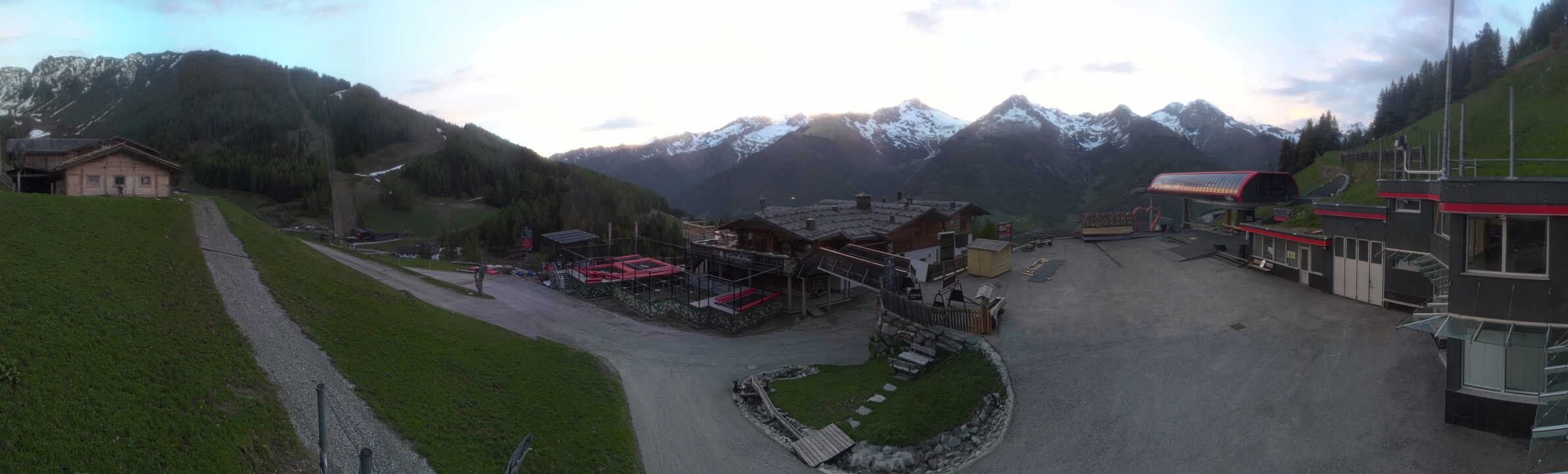 Archiv Foto Webcam Klausberg - Blick auf Kristallalm im Ahrntal (Südtirol)